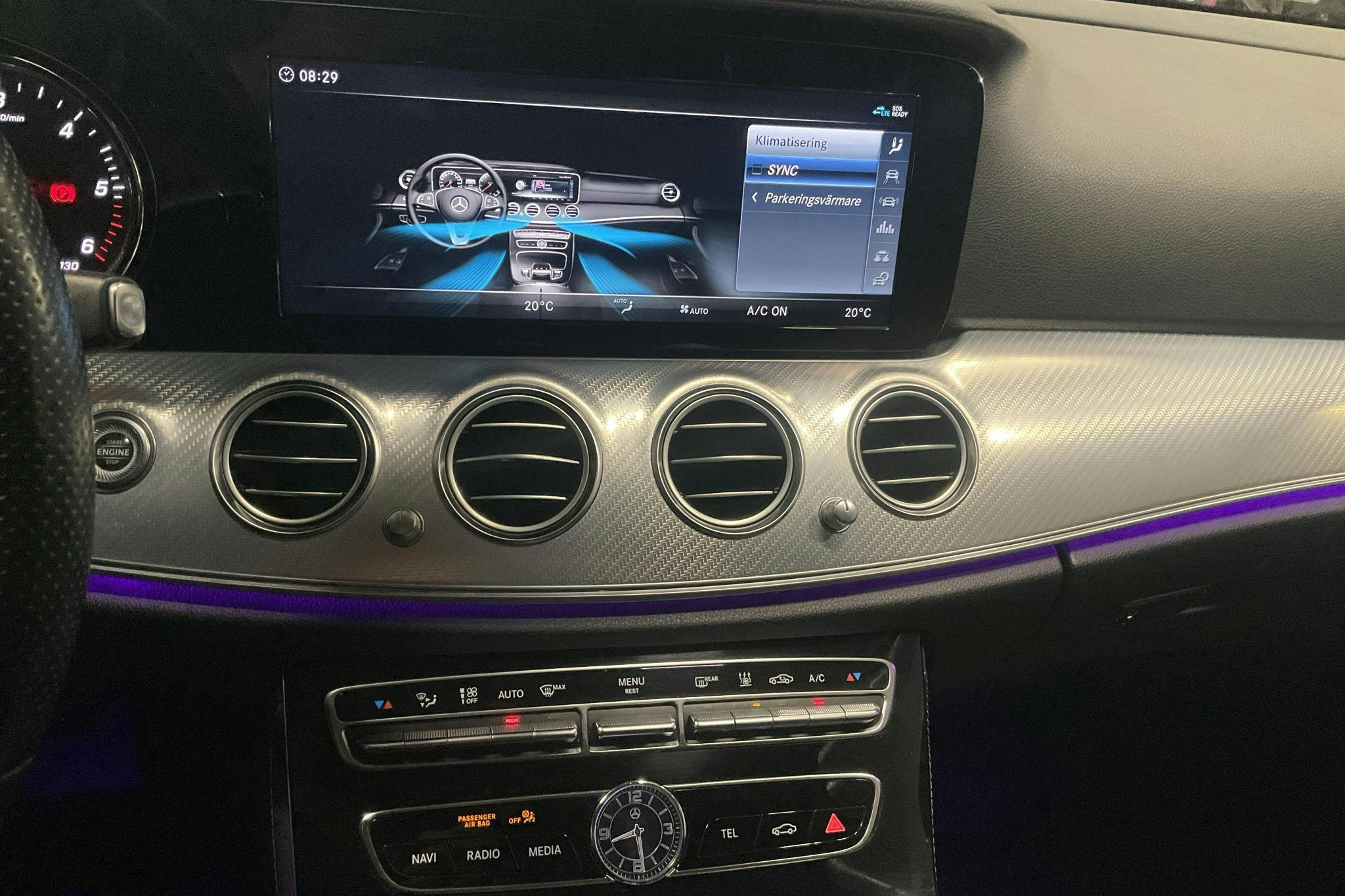 Mercedes E 220 d 4MATIC Kombi All-Terrain S213 (194hk) - 21 718 mil - Automat - silver - 2018