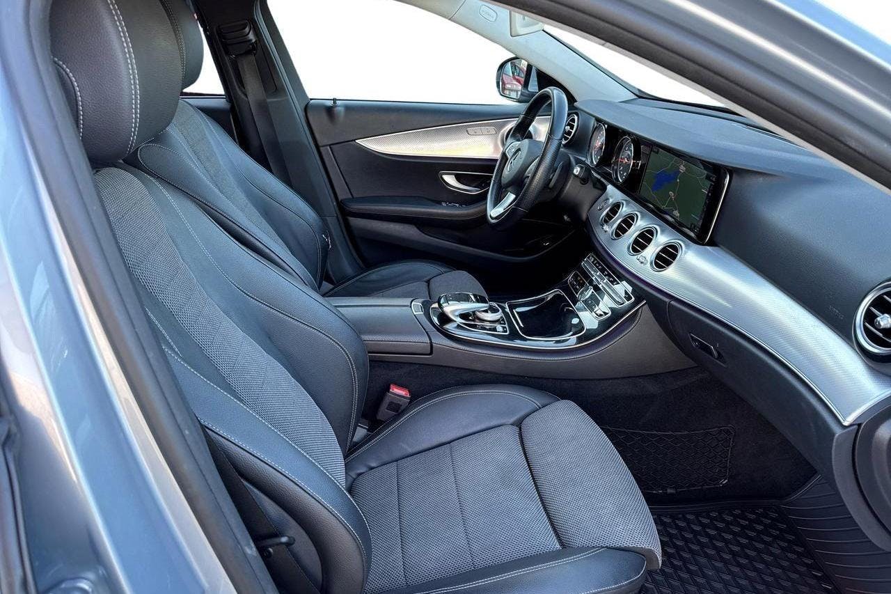 Mercedes E 220 d 4MATIC Kombi All-Terrain S213 (194hk) - 21 718 mil - Automat - silver - 2018