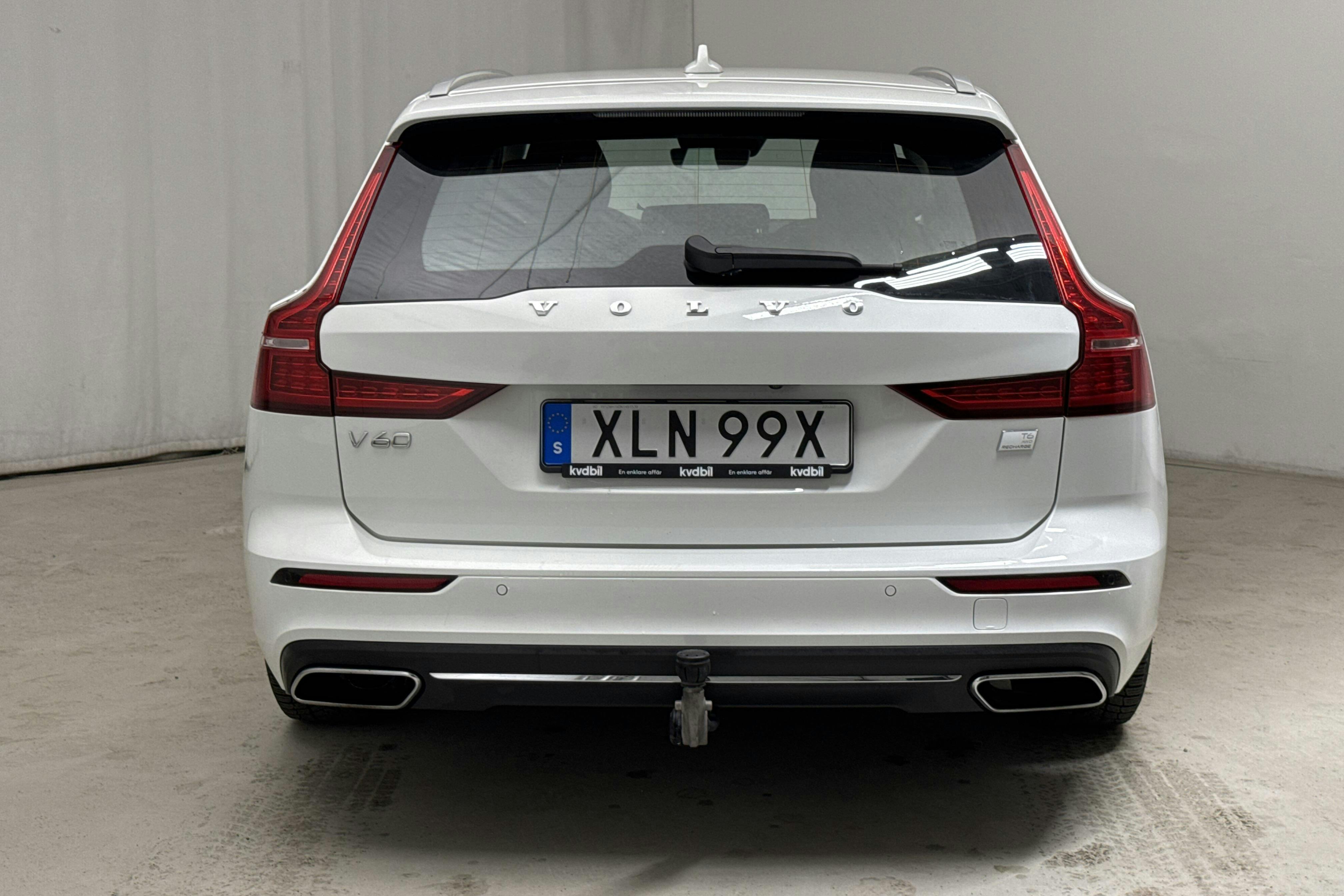 Volvo V60 T6 AWD Recharge (350hk) - 101 560 km - Automatic - white - 2022