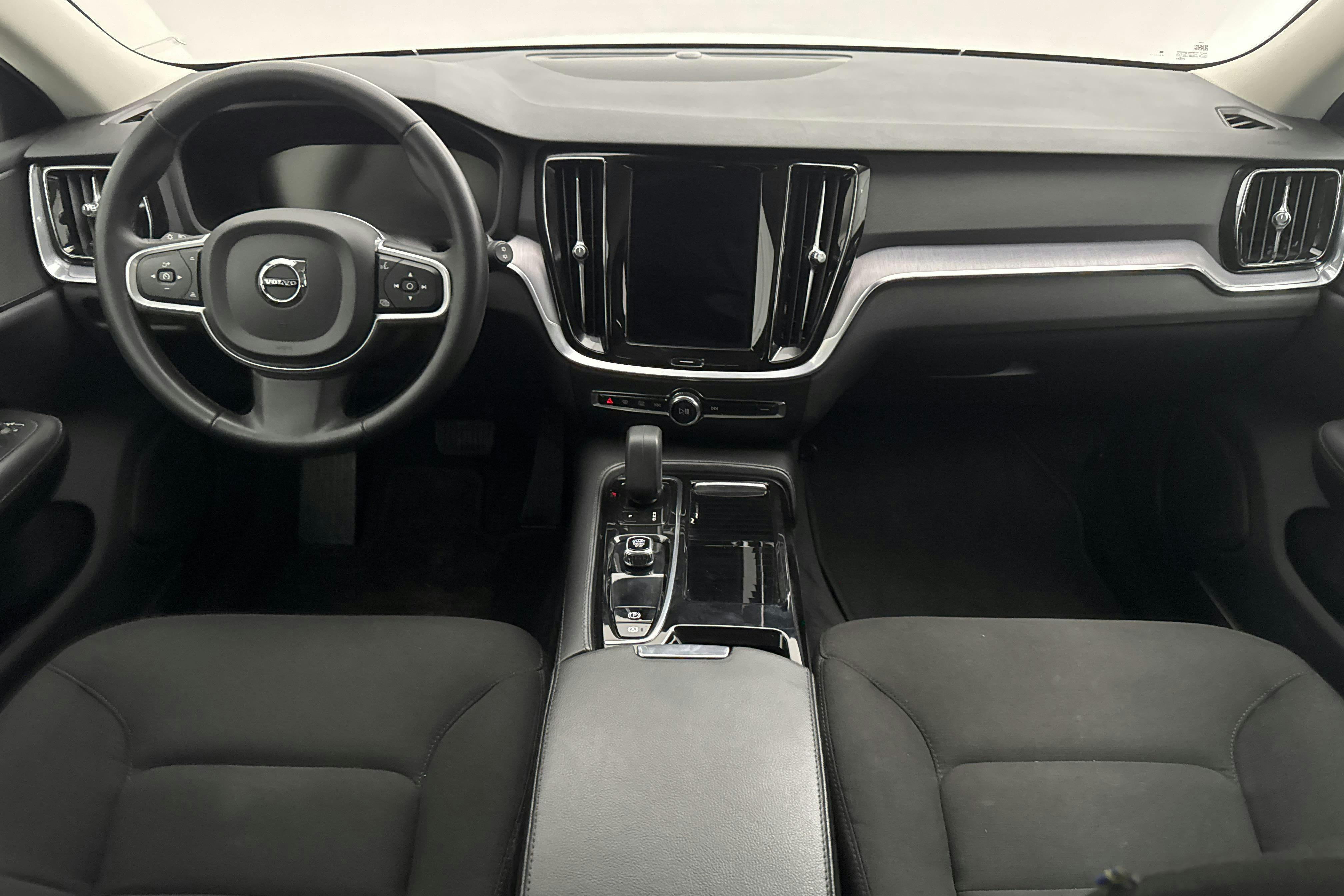Volvo V60 T6 AWD Recharge (350hk) - 101 560 km - Automatic - white - 2022