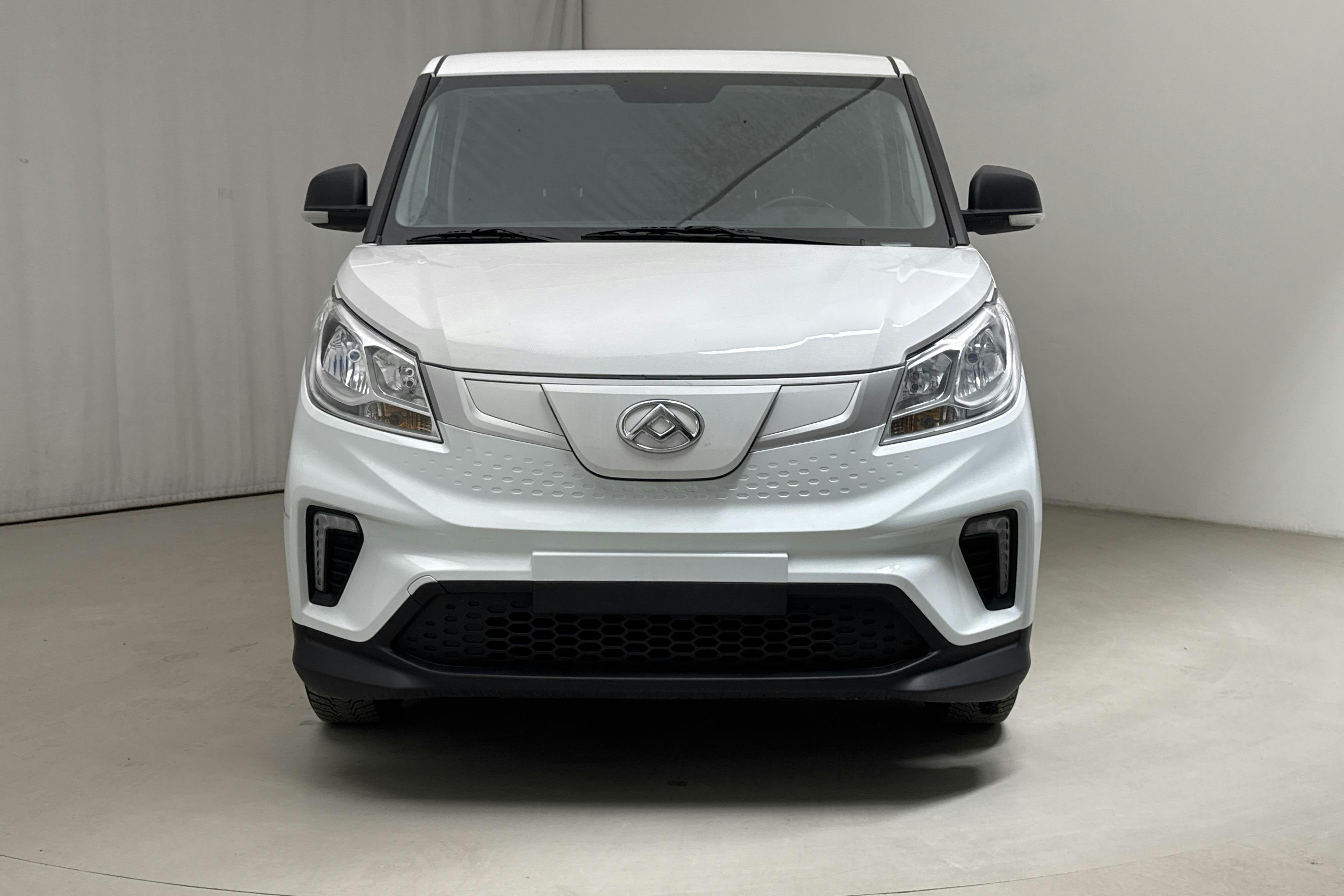 Maxus e-Deliver 3 50 kWh (122hk) - 45 740 km - Automatyczna - biały - 2022