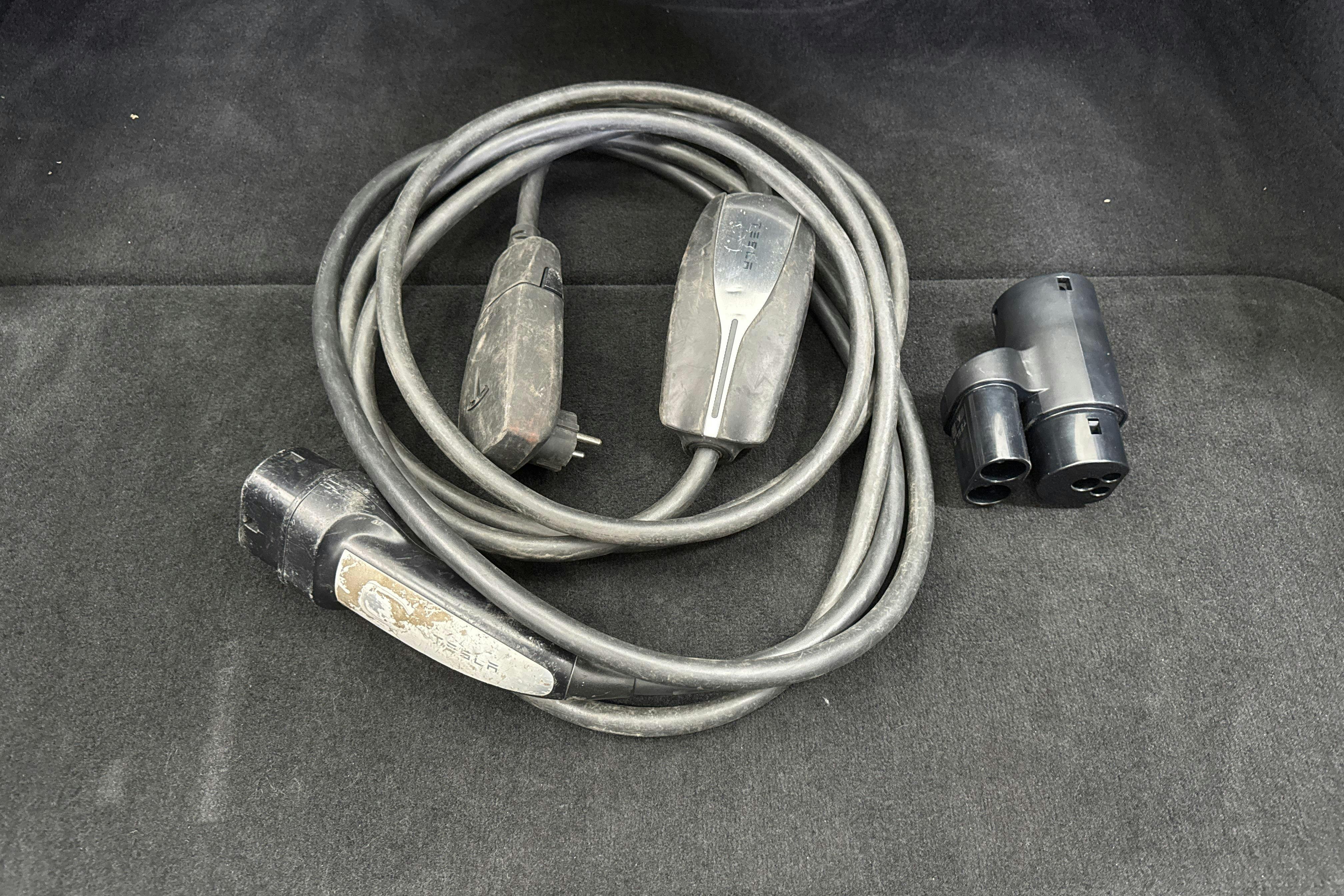 Tesla Model S 85 - 15 822 mil - Automat - vit - 2013