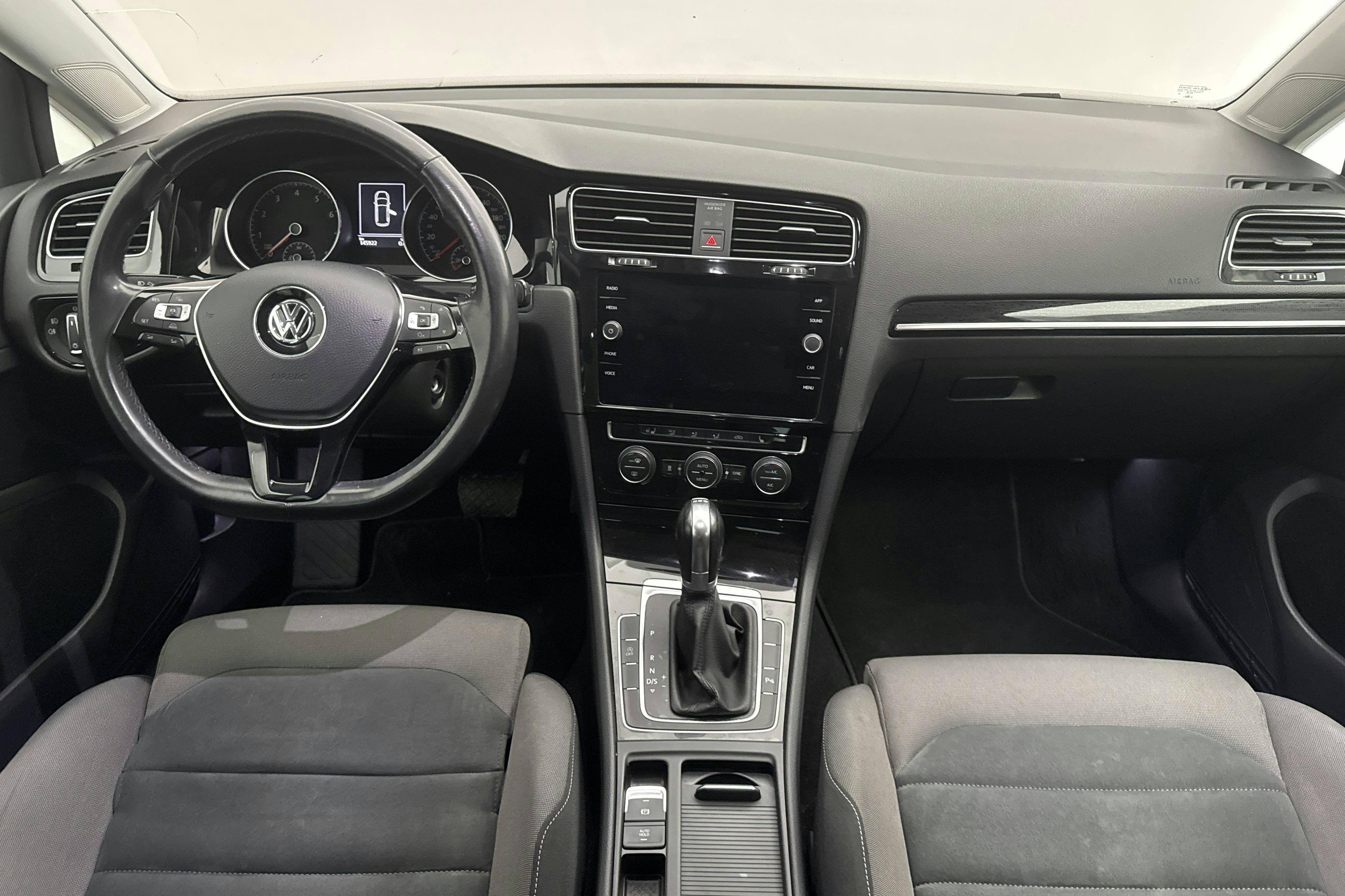 VW Golf VII 1.4 TSI Sportscombi (150hk) - 14 592 mil - Automat - Dark Green - 2017