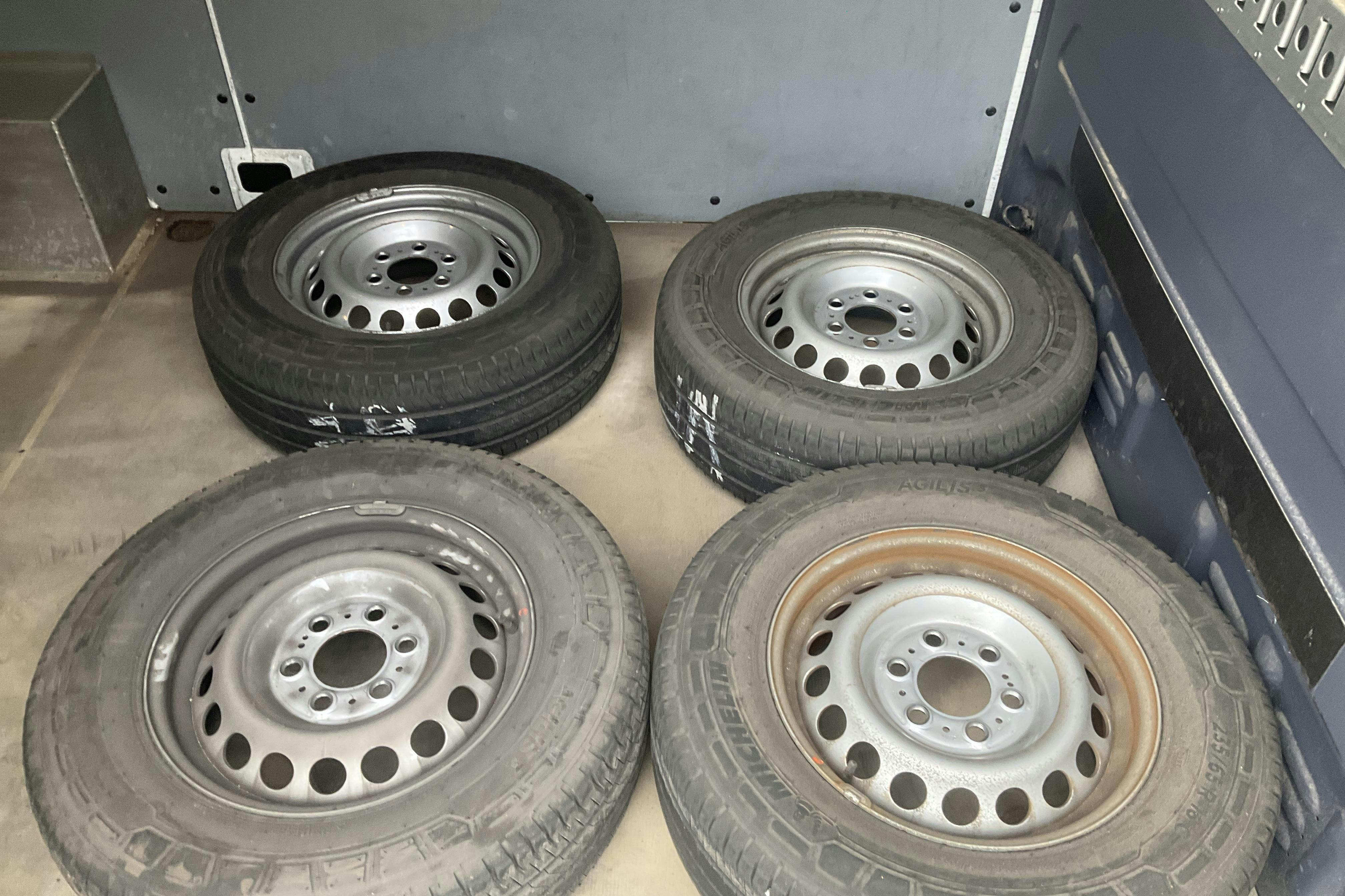 Mercedes Sprinter 315 CDI Skåp RWD (150hk) - 15 097 mil - Automat - vit - 2021