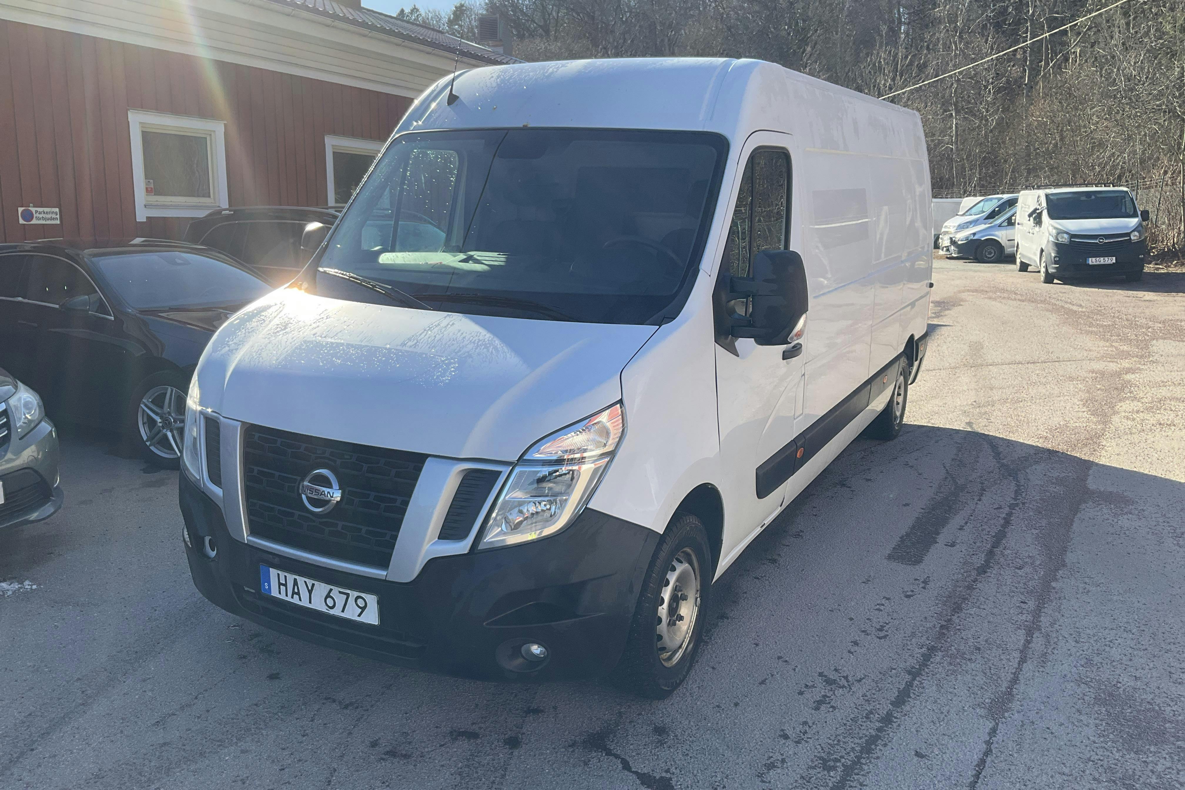 Nissan NV400 2.3 dCi Skåp (145hk) - 25 265 mil - Manuell - vit - 2018