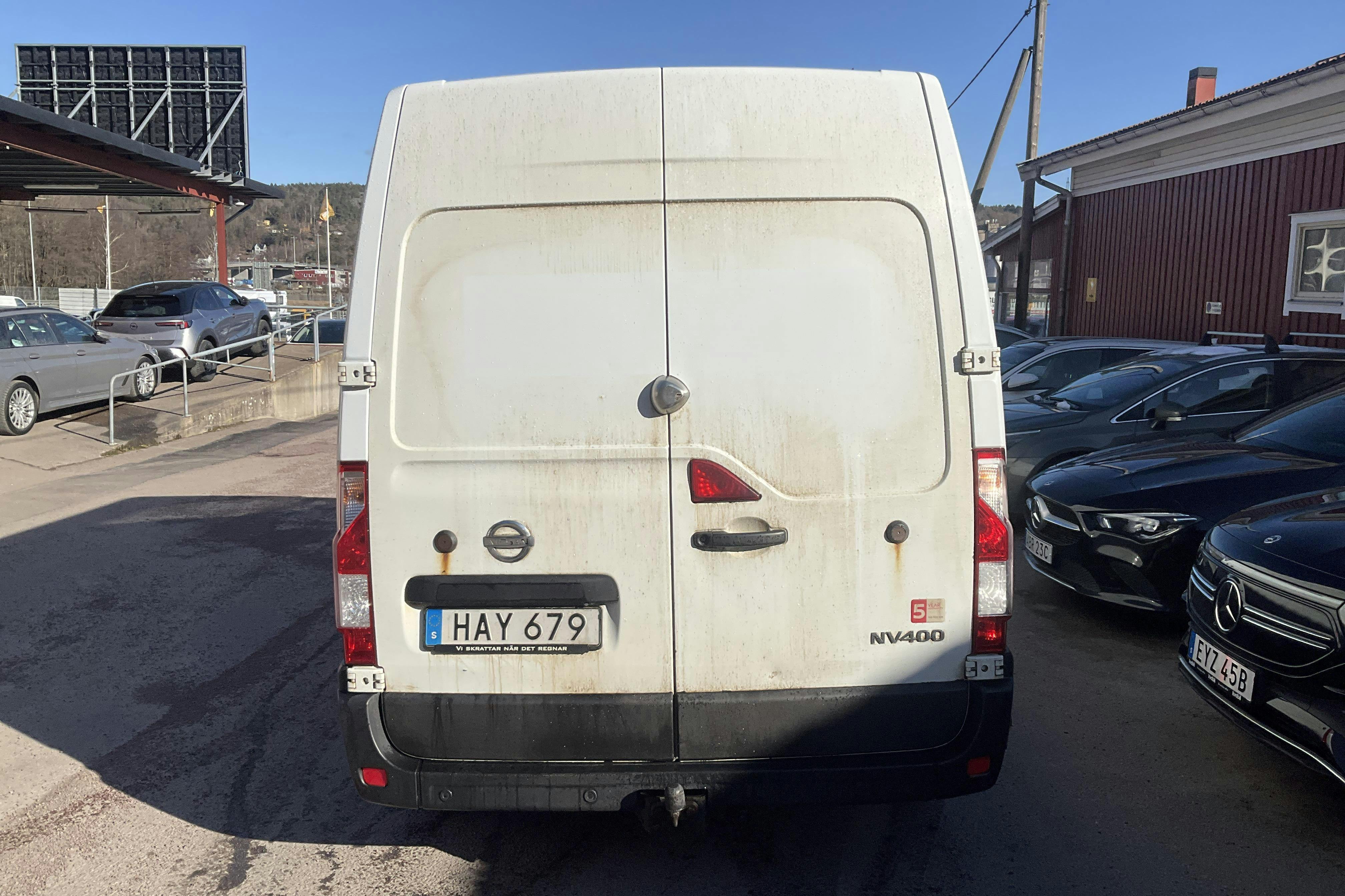 Nissan NV400 2.3 dCi Skåp (145hk) - 25 265 mil - Manuell - vit - 2018