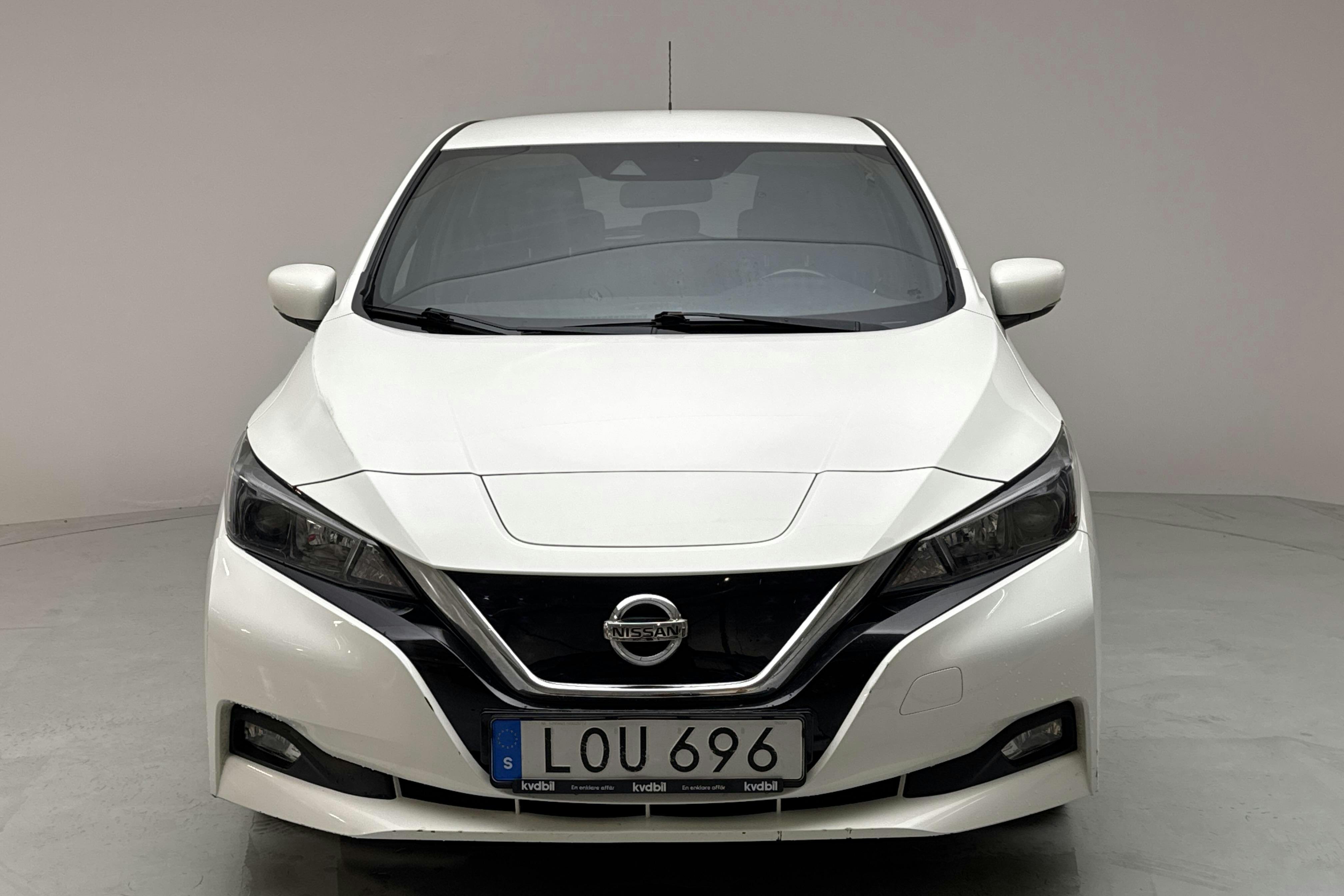 Nissan LEAF 5dr 39 kWh (150hk) - 129 000 km - Automaatne - valge - 2019