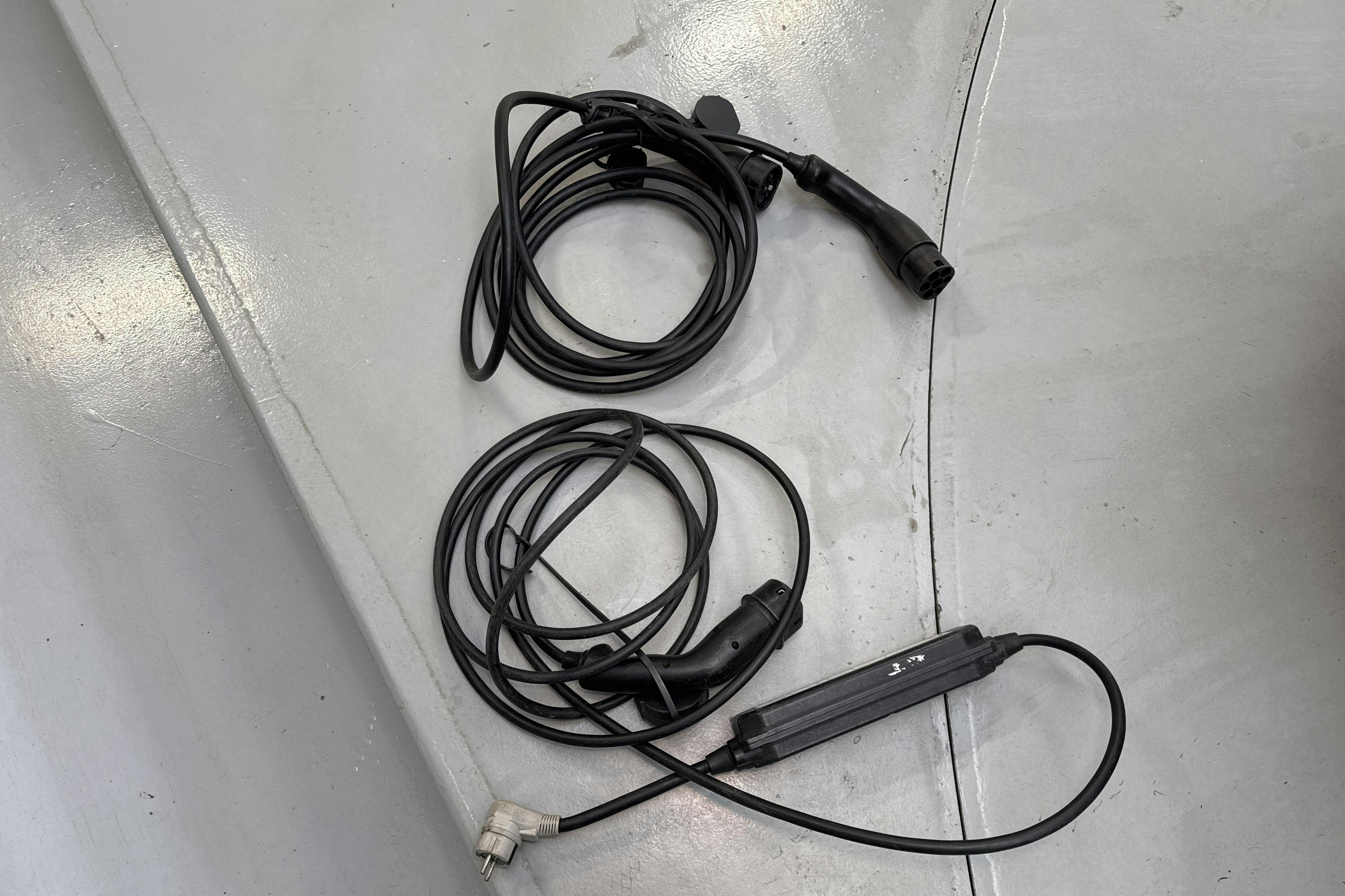 Nissan LEAF 5dr 39 kWh (150hk) - 129 000 km - Automaatne - valge - 2019