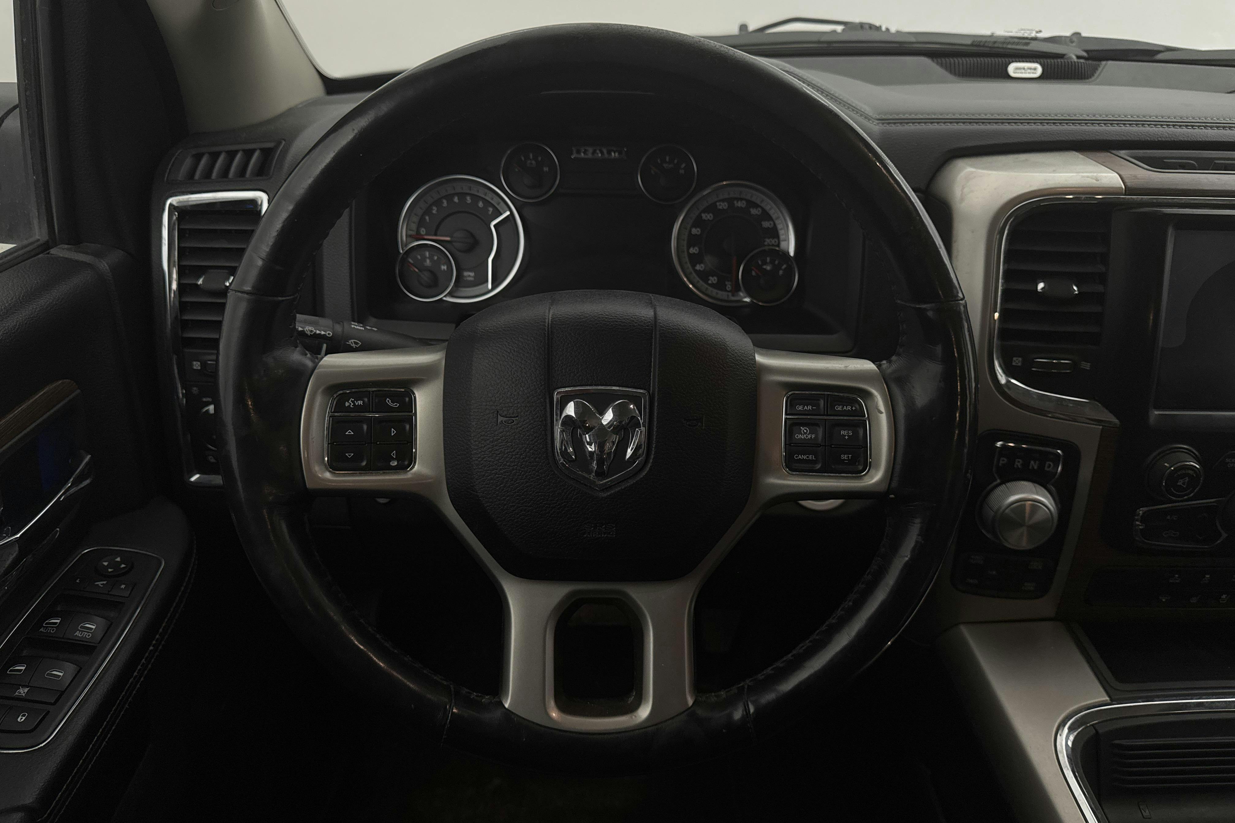 Dodge RAM 1500 5.7 4WD (401hk) - 162 750 km - Automaatne - Dark Grey - 2018