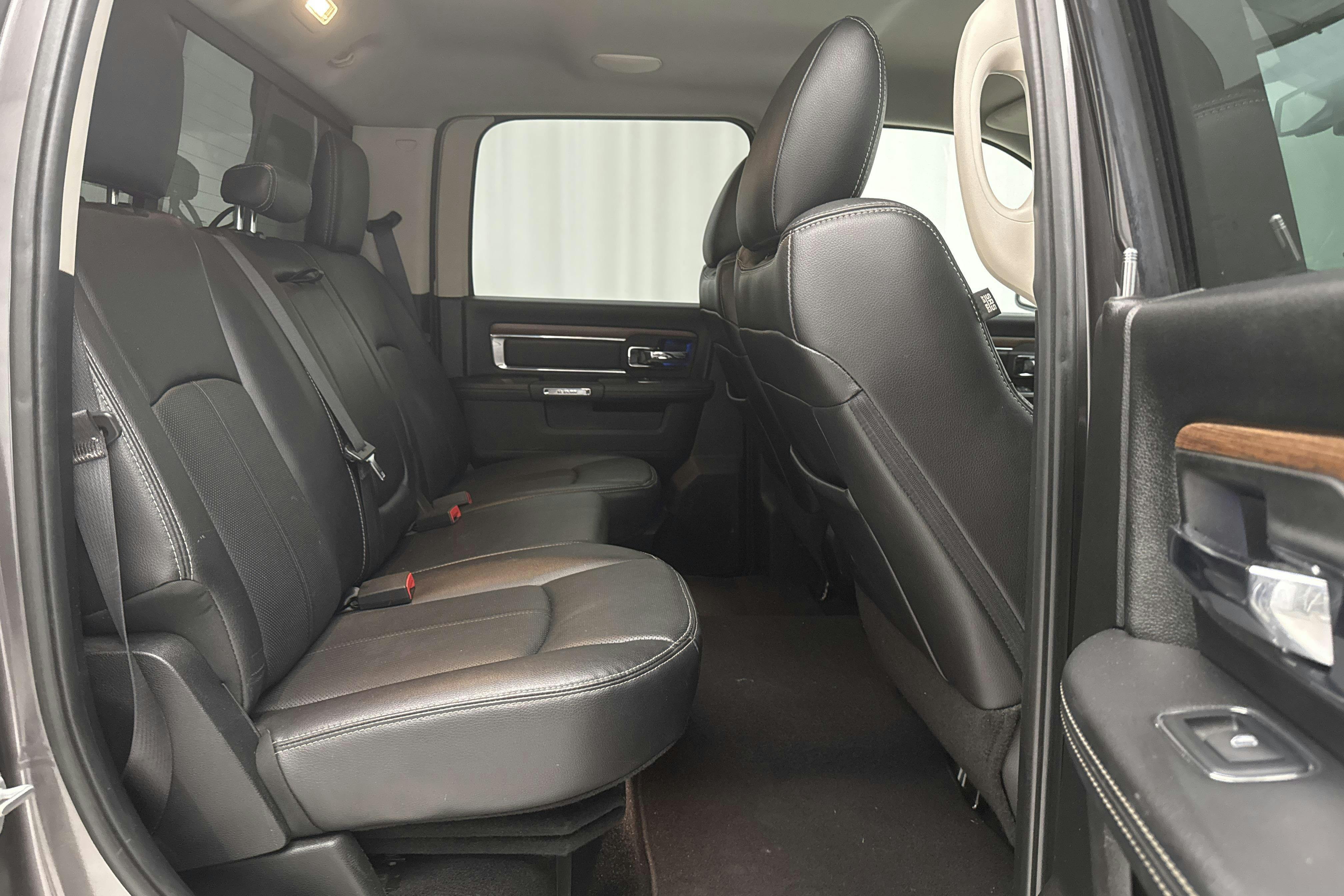 Dodge RAM 1500 5.7 4WD (401hk) - 162 750 km - Automaatne - Dark Grey - 2018