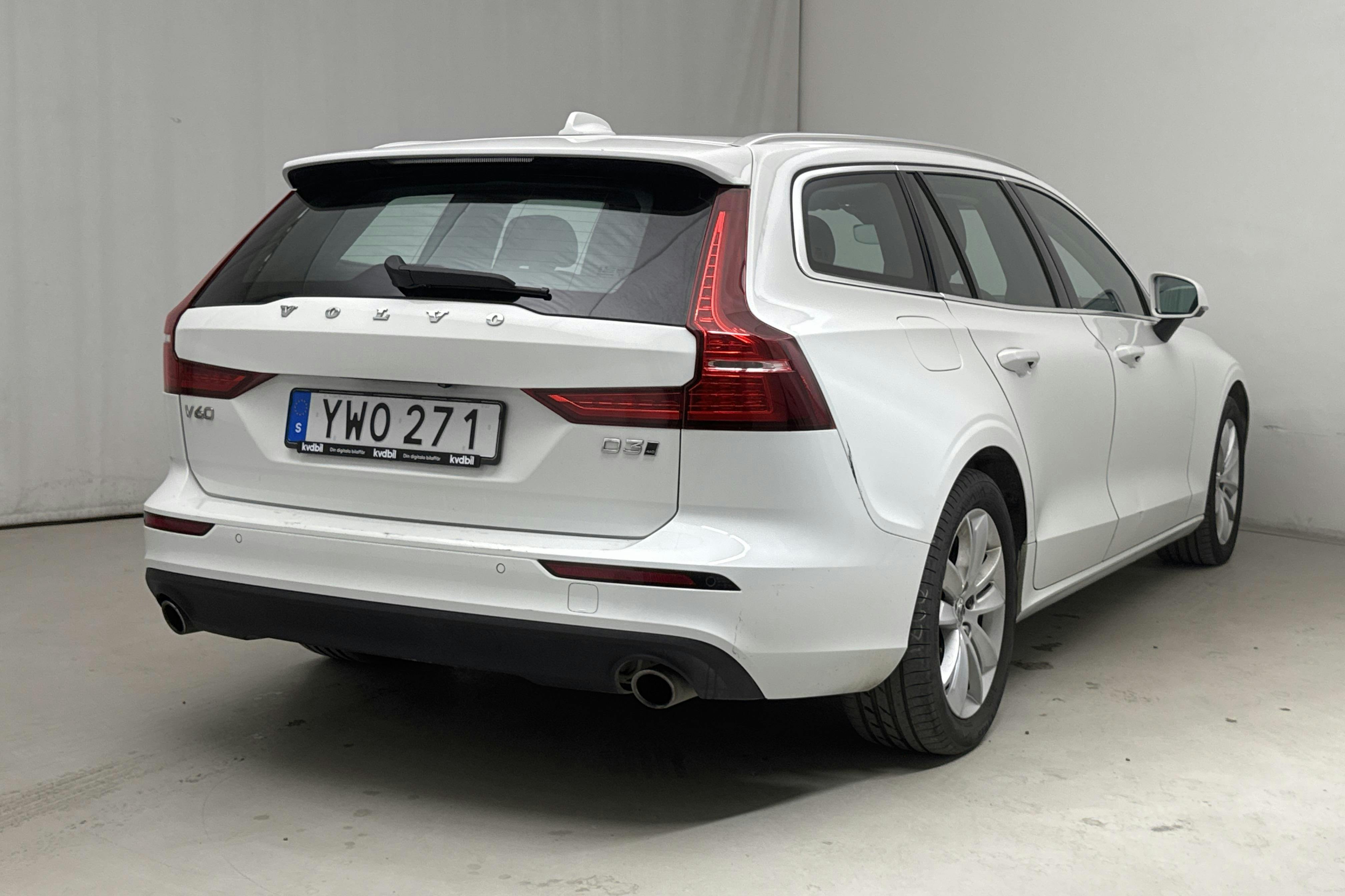 Volvo V60 D3 AWD (150hk) - 214 340 km - Automatic - white - 2019