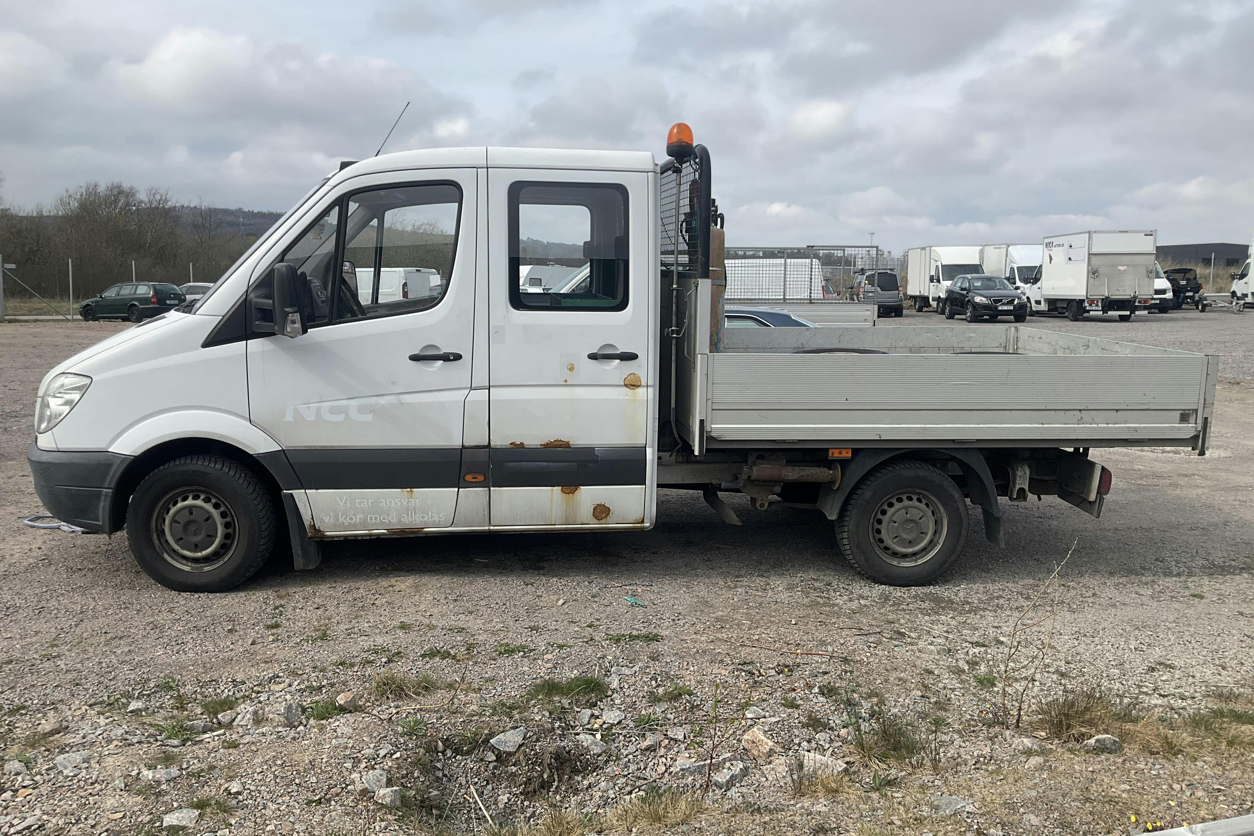 Mercedes Sprinter 315 CDI Pickup/Chassi (150hk) - 173 260 km - Automatic - white - 2010