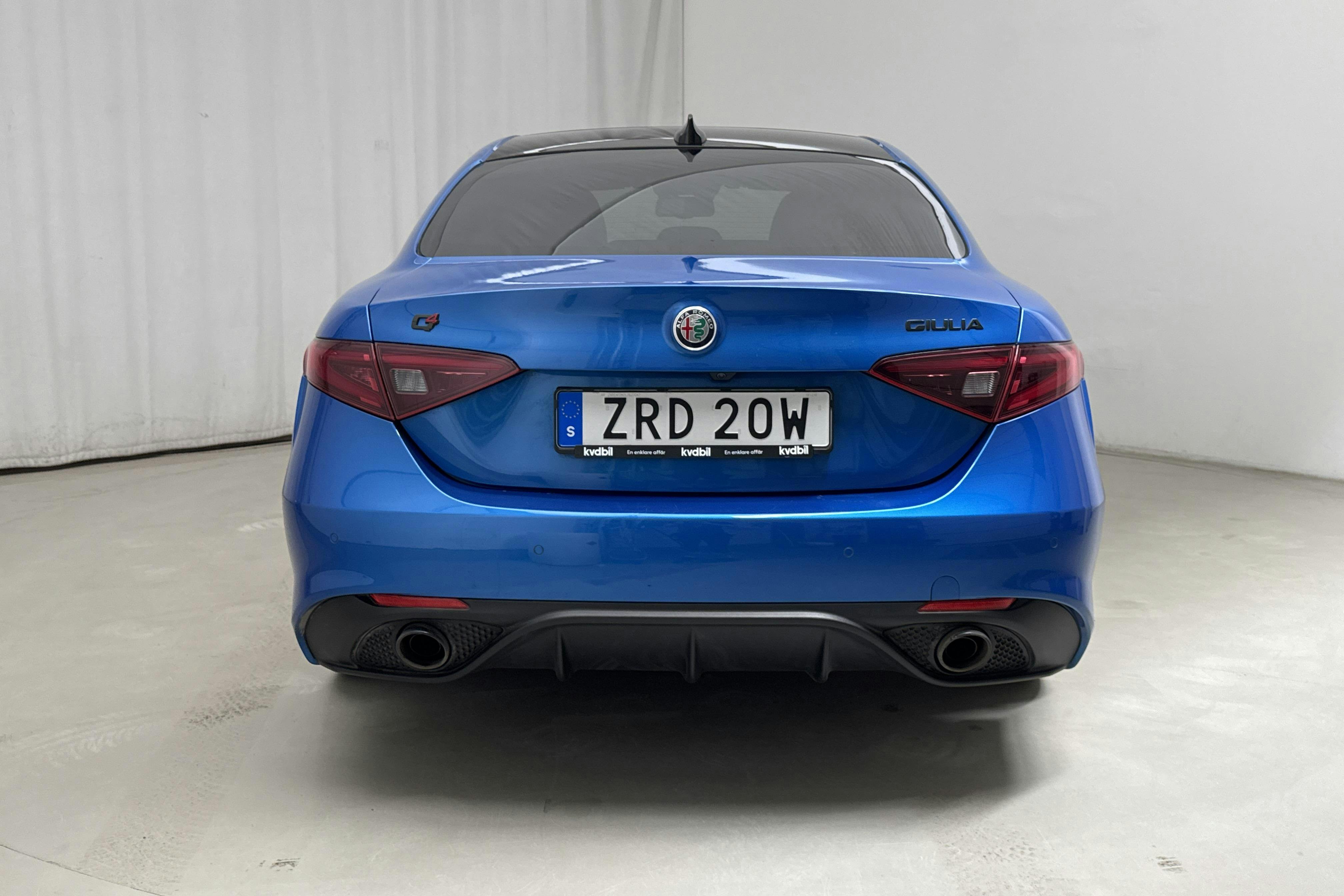 Alfa Romeo Giulia 2.0 AWD (280hk) - 90 380 km - Automaatne - sinine - 2020