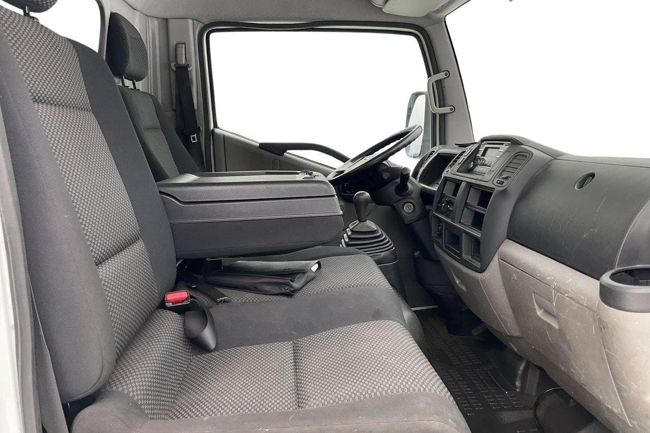 Nissan NT400 Cabstar 3.0 TD (150hk) - 18 963 mil - Manuell - vit - 2017