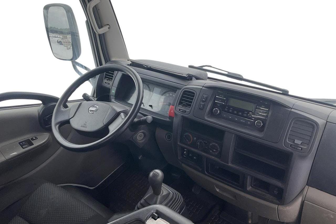 Nissan NT400 Cabstar 3.0 TD (150hk) - 18 963 mil - Manuell - vit - 2017
