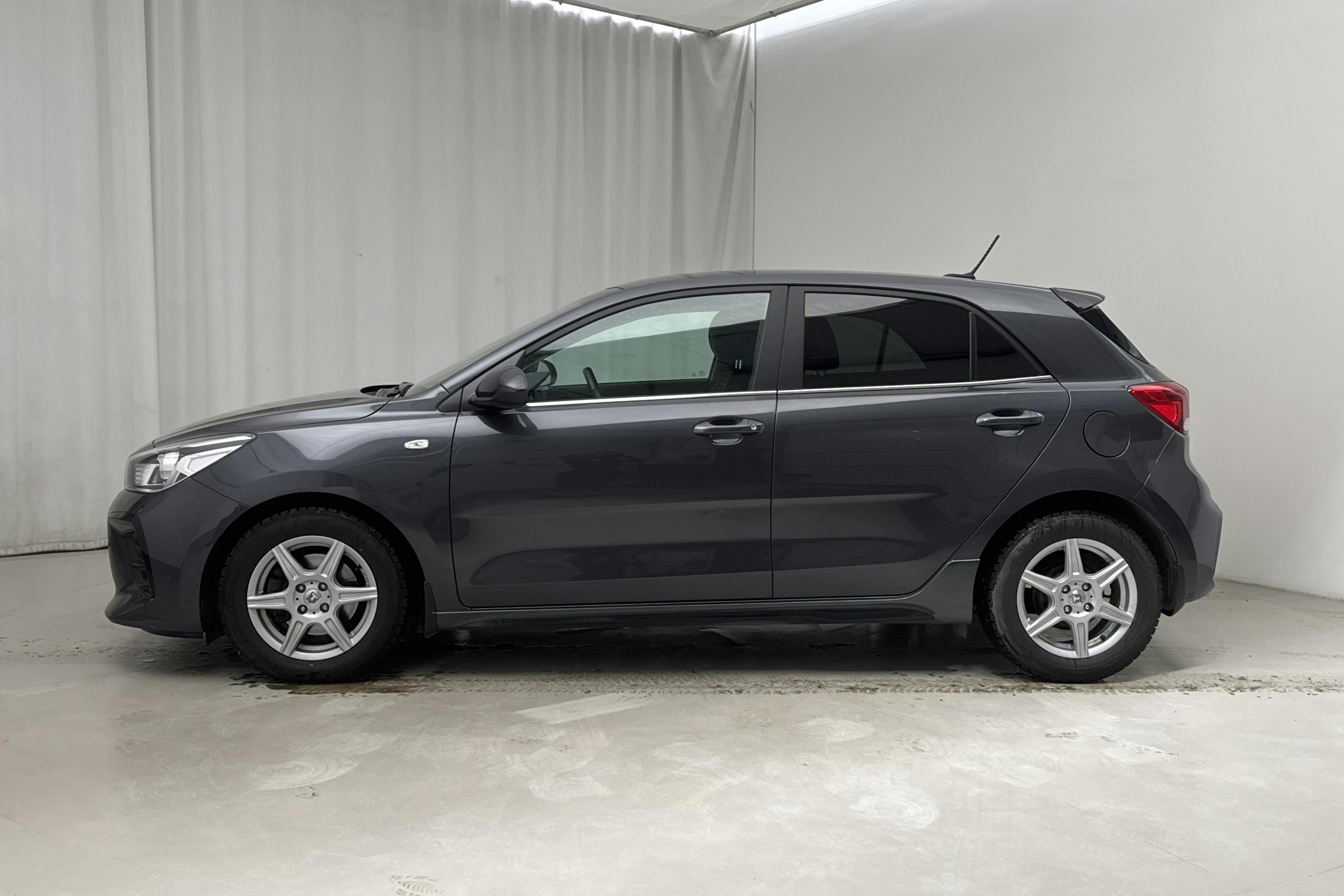 KIA Rio 1.0 T-GDi (120hk) - 31 800 km - Automatic - gray - 2020