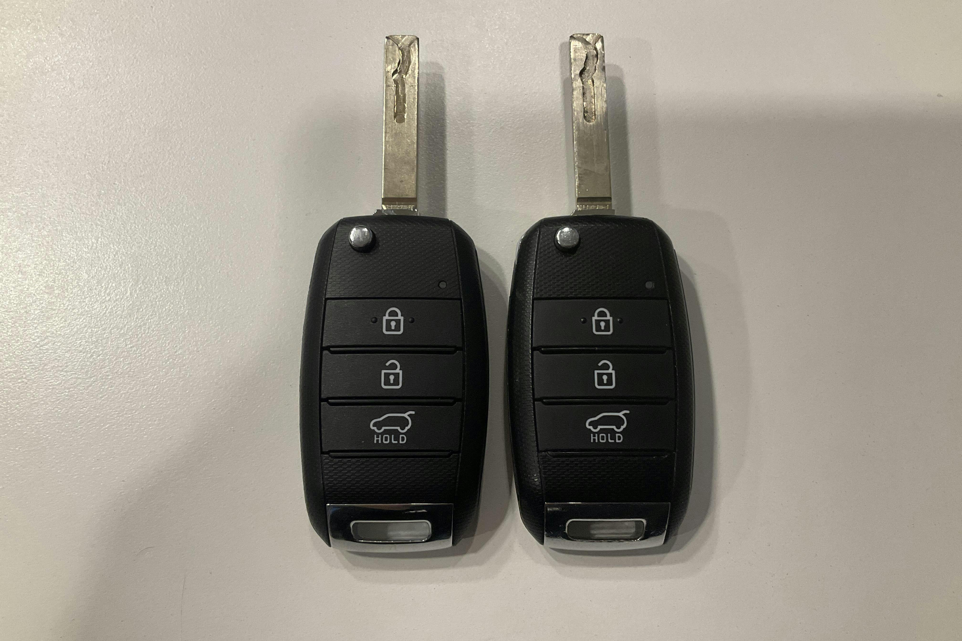 KIA Rio 1.0 T-GDi (120hk) - 31 800 km - Automatic - gray - 2020