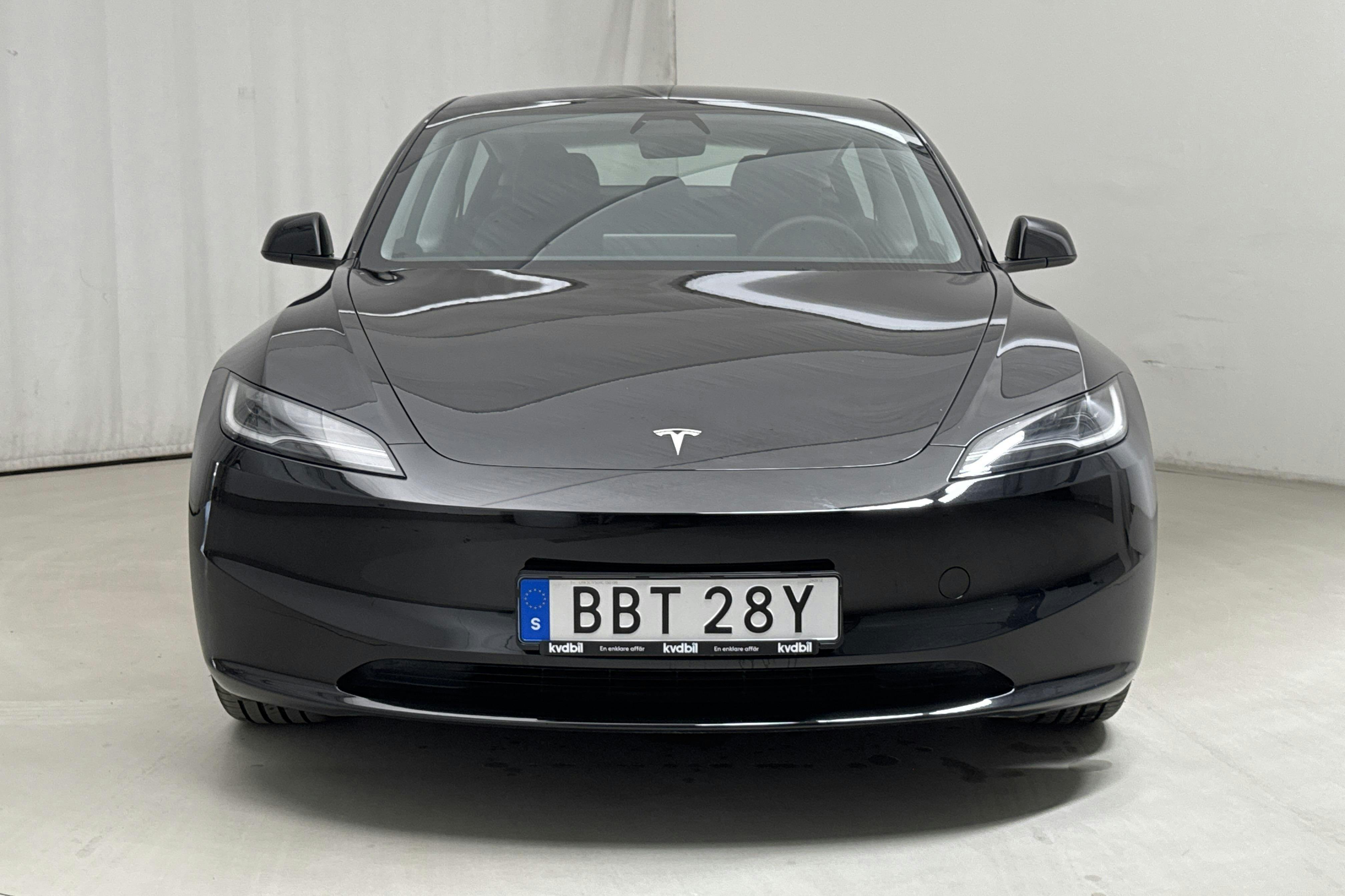 Tesla Model 3 Standard Range RWD - 13 210 km - Automatic - black - 2024