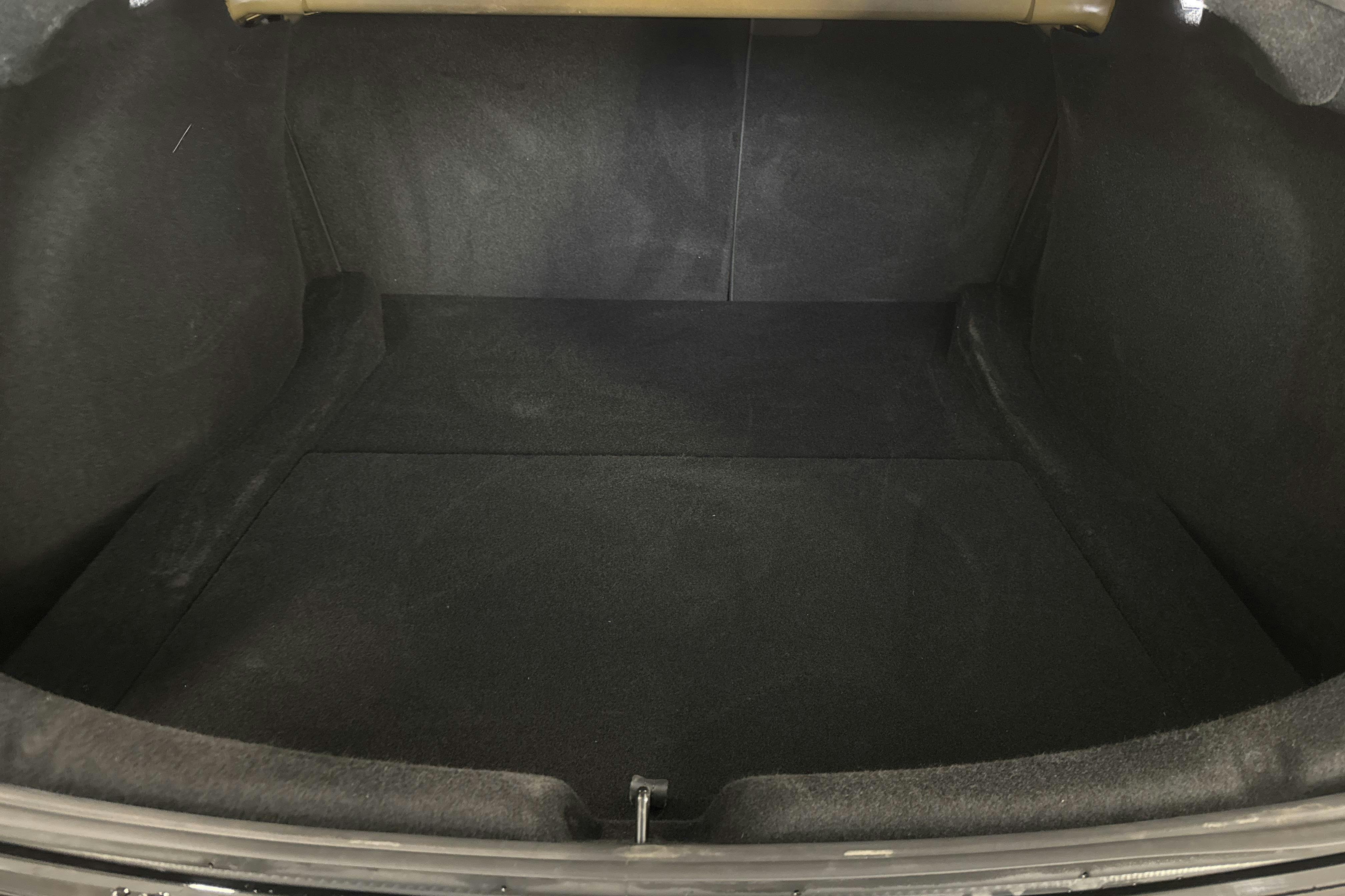 Tesla Model 3 Standard Range RWD - 13 210 km - Automatic - black - 2024