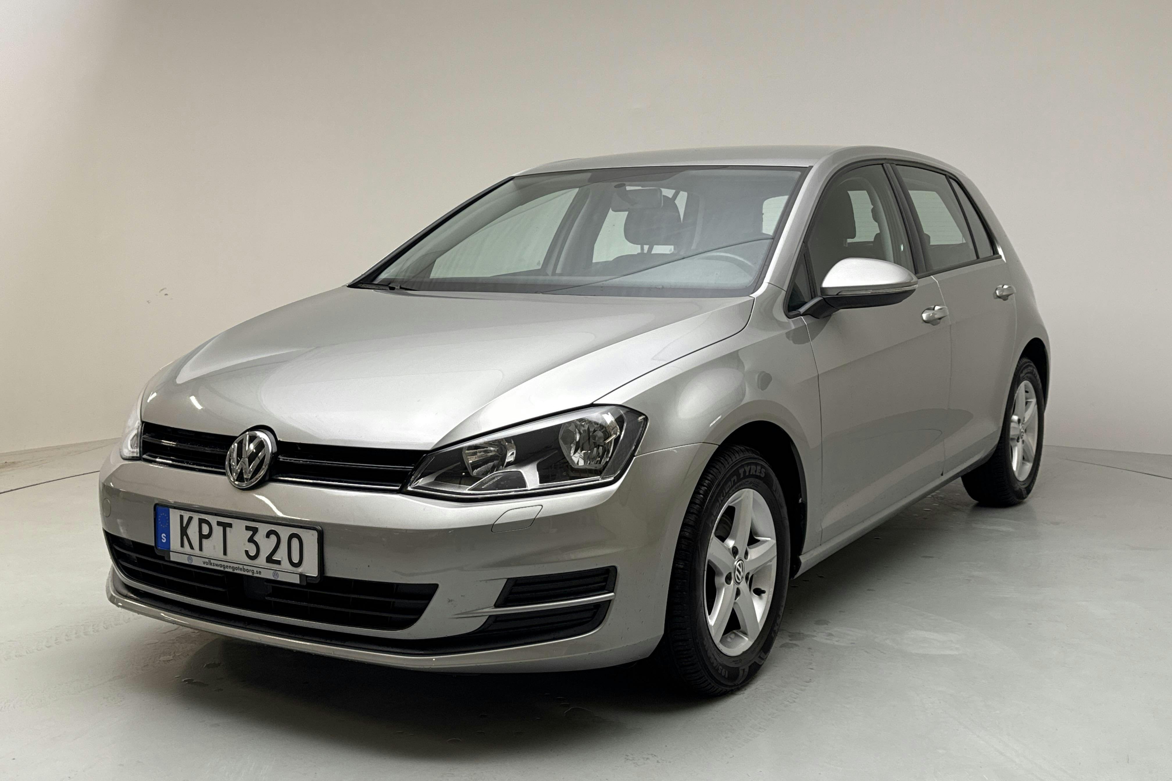 VW Golf VII 1.2 TSI 5dr (105hk) - 57 870 km - Manual - silver - 2015