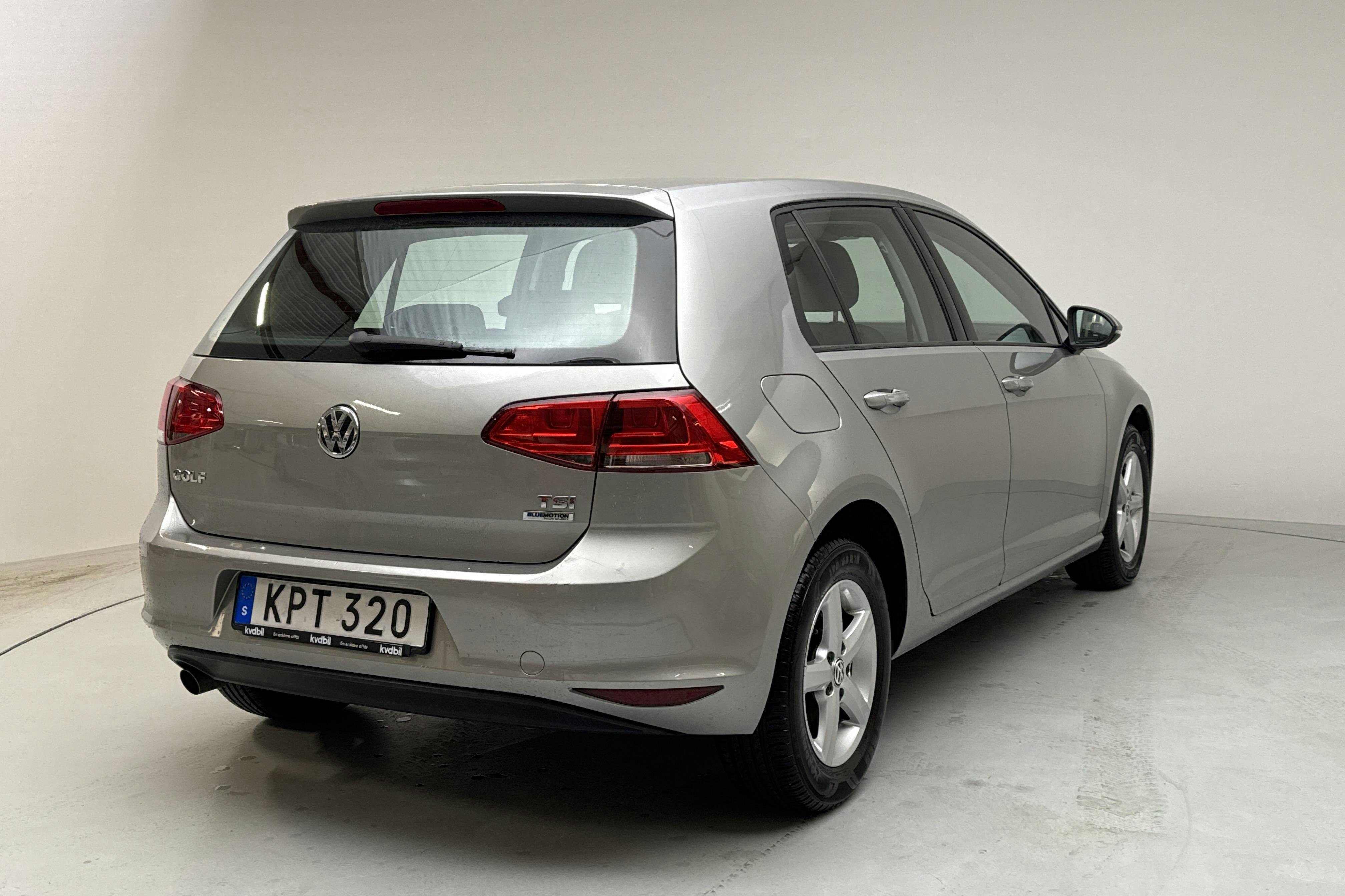 VW Golf VII 1.2 TSI 5dr (105hk) - 57 870 km - Manual - silver - 2015