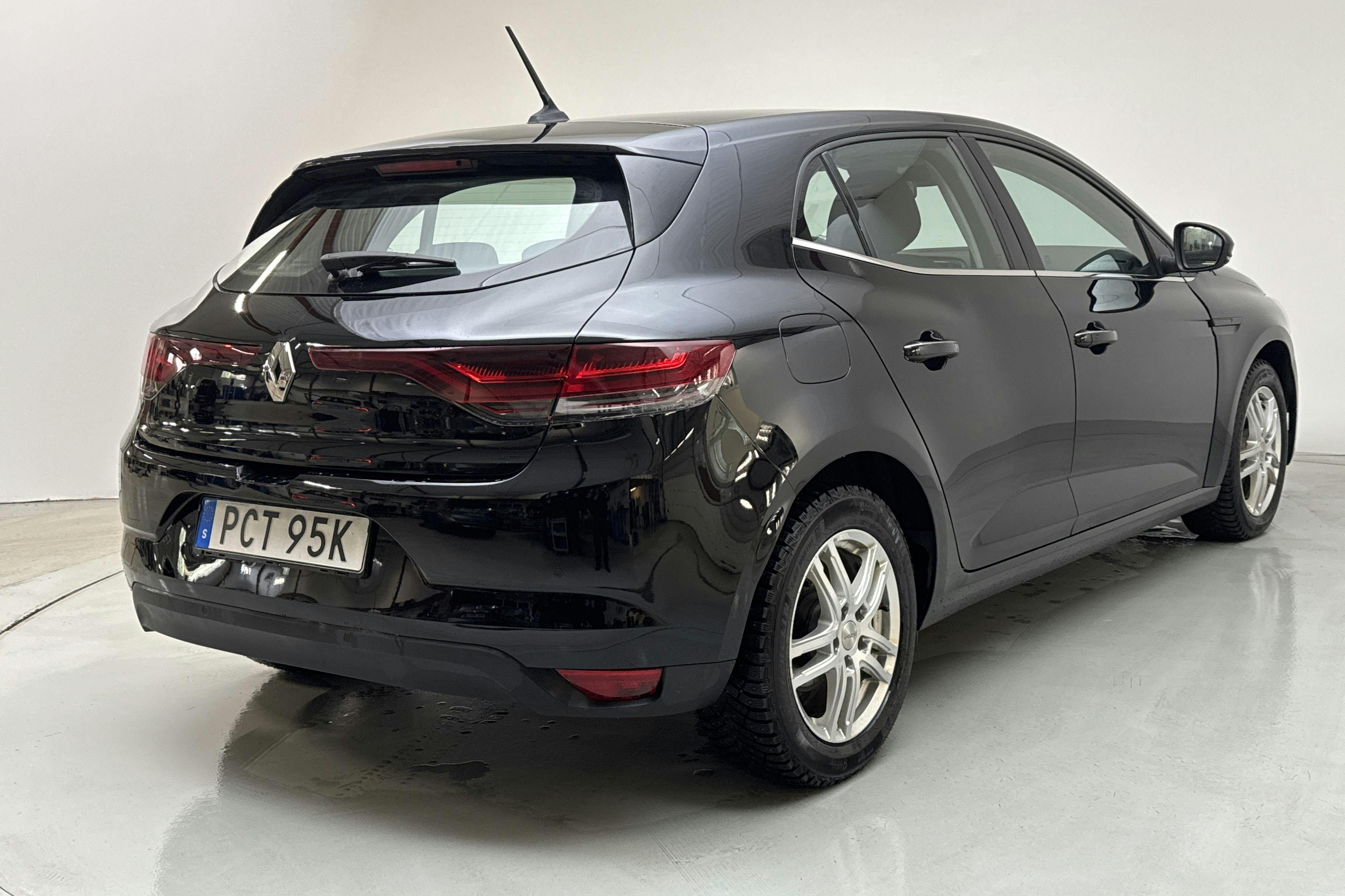Renault Mégane 1.5 dCi Sport Tourer (115hk) - 10 656 mil - Automat - svart - 2022