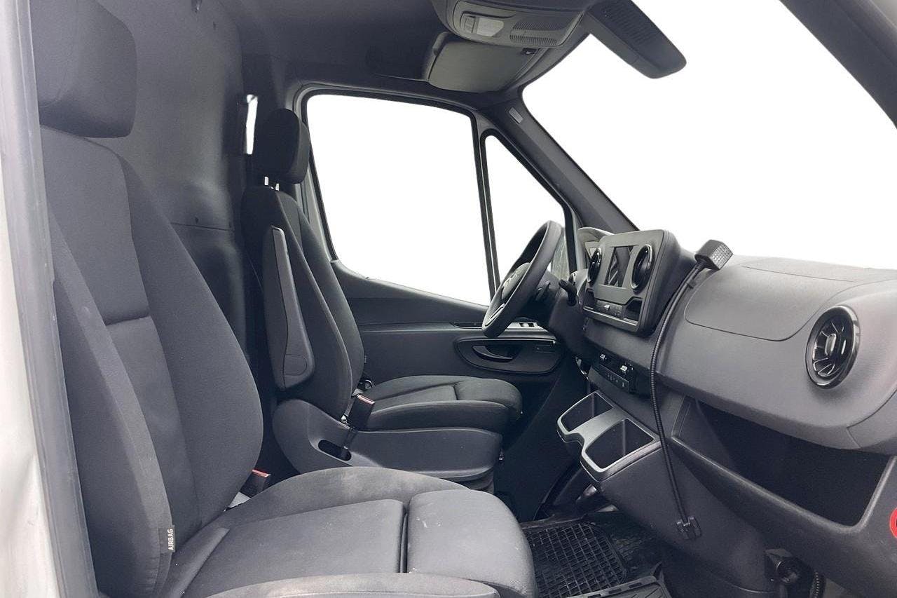 Mercedes Sprinter 316 CDI Skåp RWD (163hk) - 45 821 mil - Automat - vit - 2021