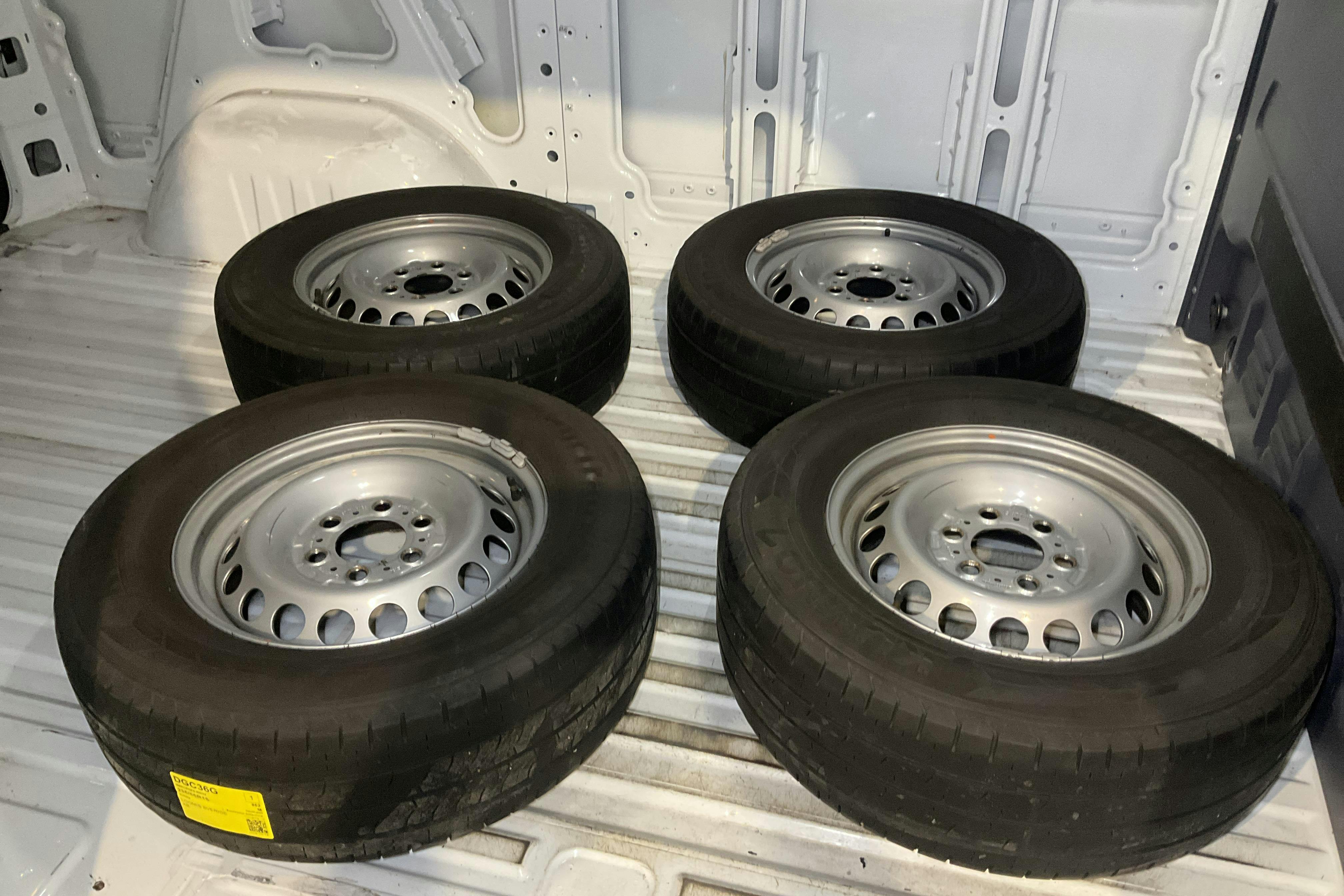 Mercedes Sprinter 316 CDI Skåp RWD (163hk) - 45 821 mil - Automat - vit - 2021