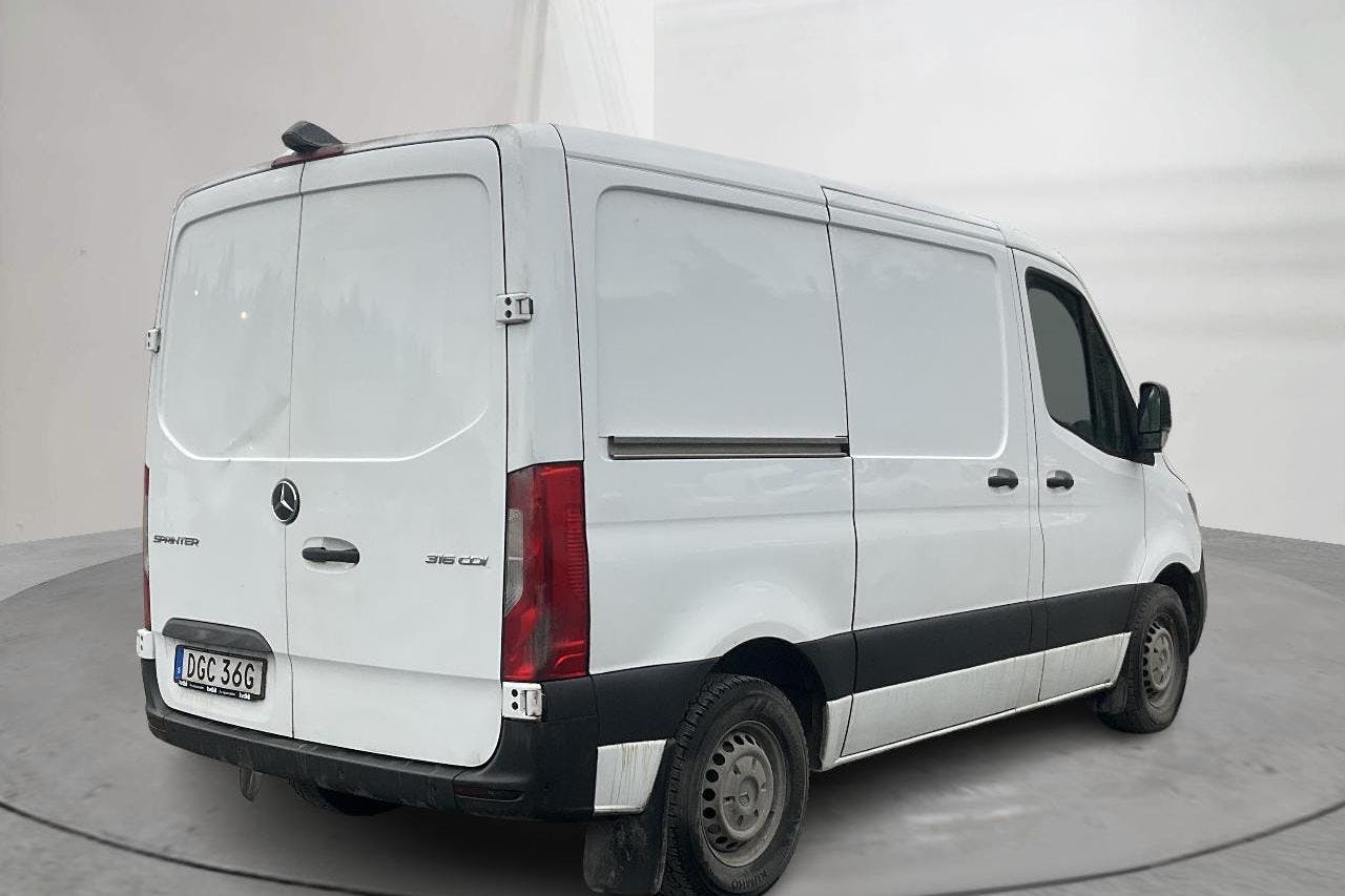 Mercedes Sprinter 316 CDI Skåp RWD (163hk) - 45 821 mil - Automat - vit - 2021