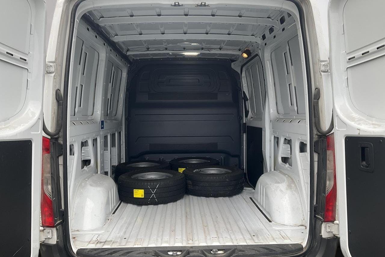 Mercedes Sprinter 316 CDI Skåp RWD (163hk) - 45 821 mil - Automat - vit - 2021