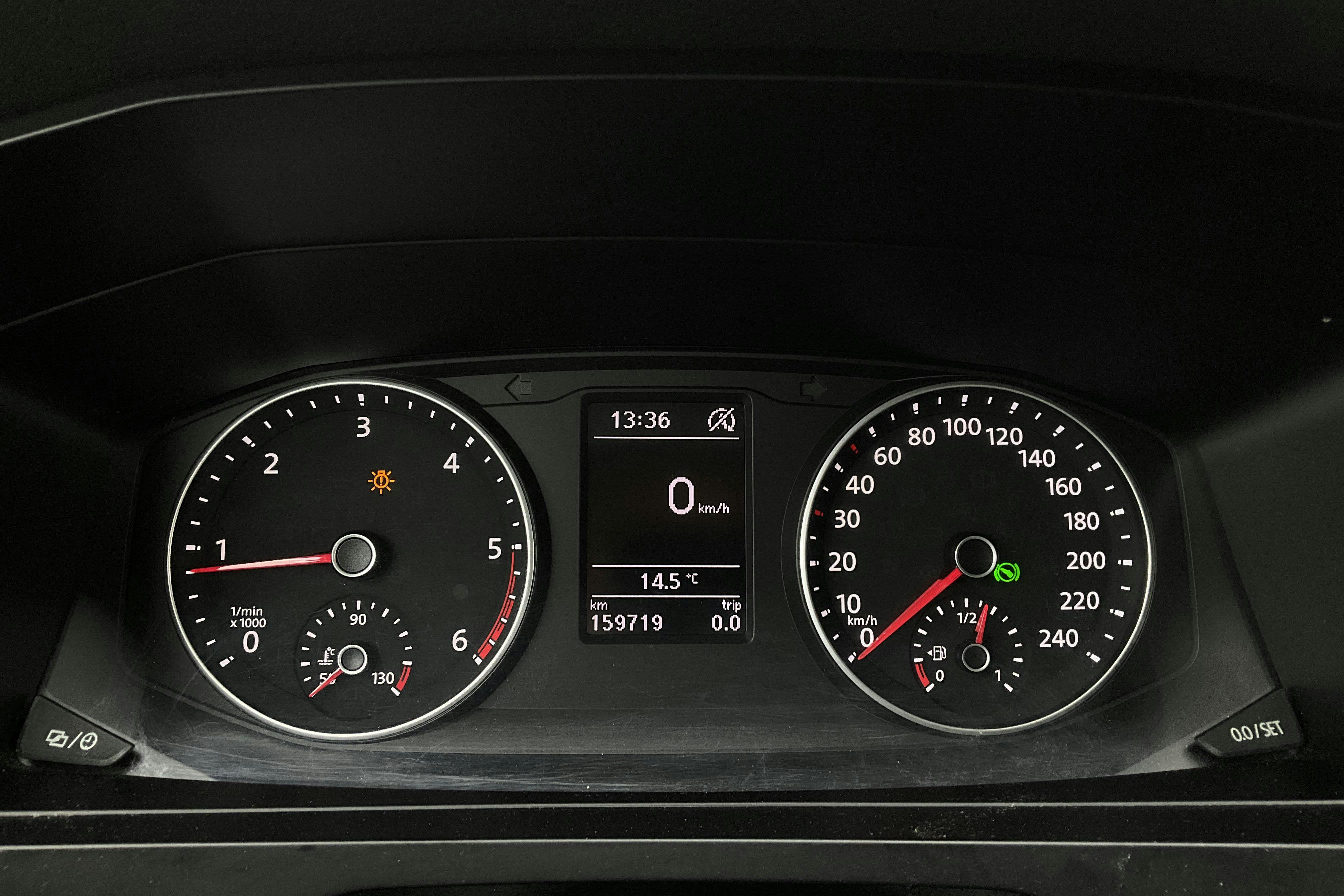 VW Transporter T6 2.0 TDI BMT Skåp 4MOTION (150hk) - 159 720 km - Automaatne - must - 2018