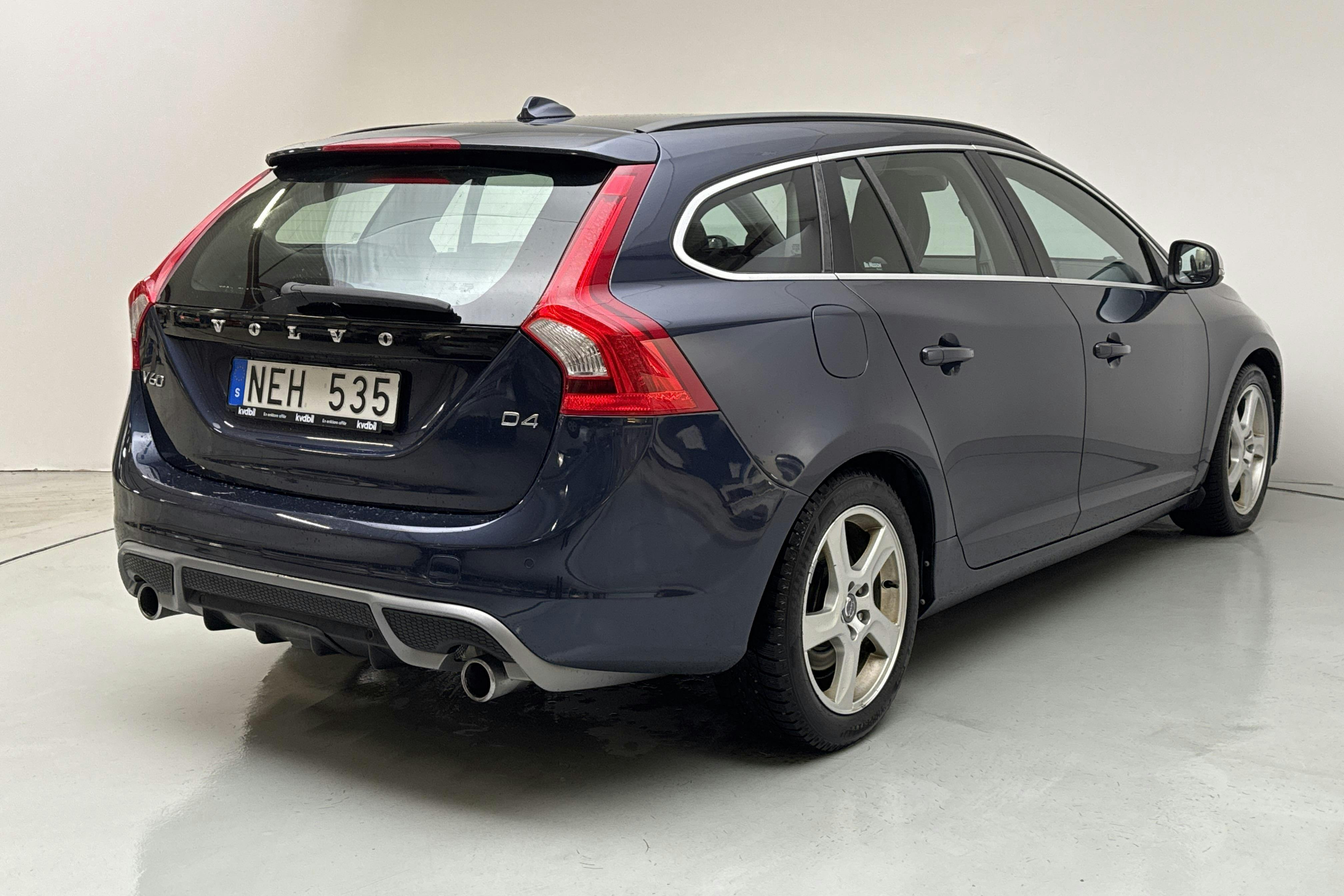 Volvo V60 D4 (163hk) - 25 303 mil - Manuell - blå - 2013