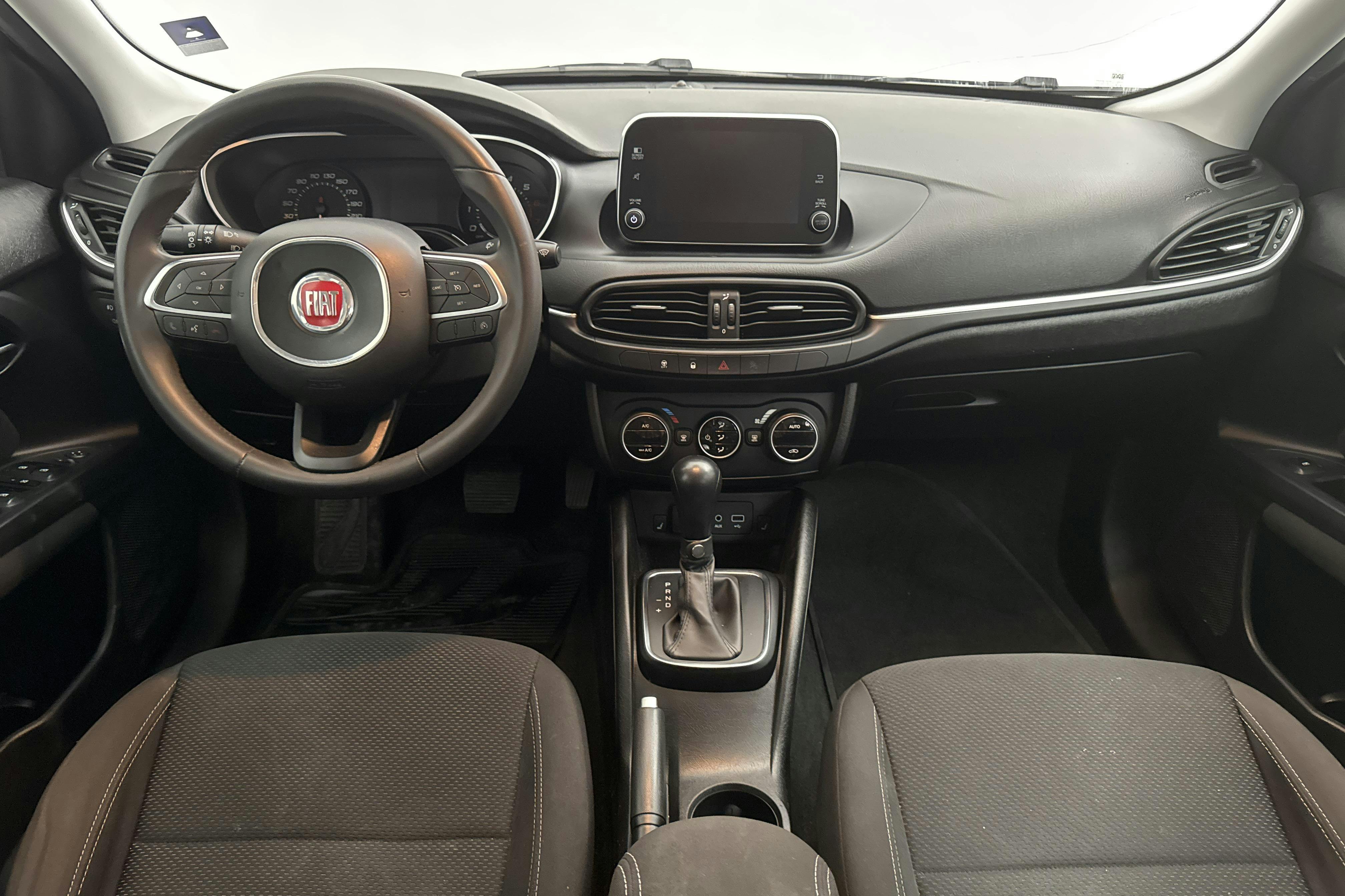 Fiat Tipo 1.6 E-Torq Kombi (110hk) - 110 040 km - Automatic - gray - 2018