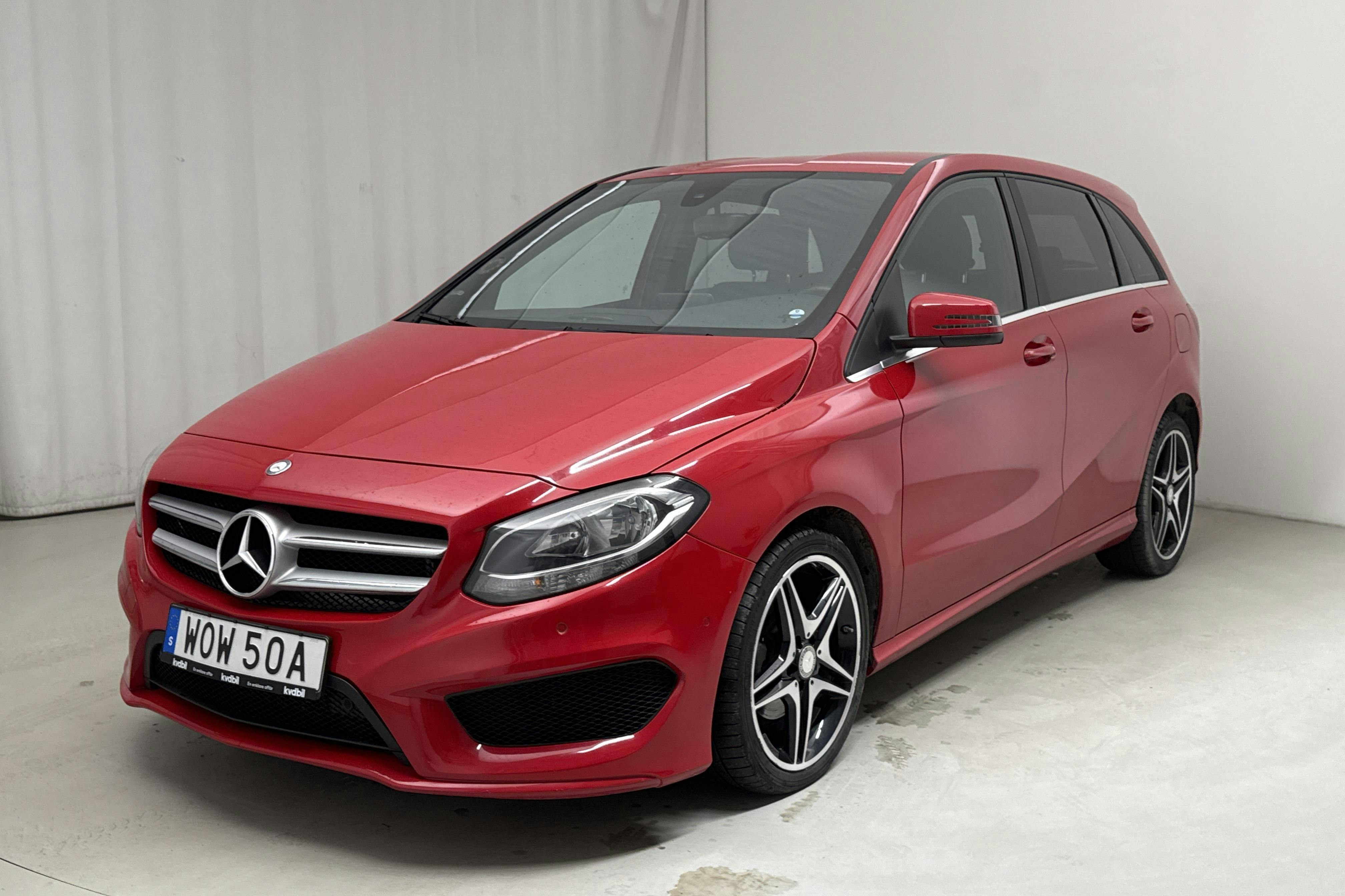 Mercedes B 200 d W246 (136hk) - 71 710 km - Automatic - red - 2018
