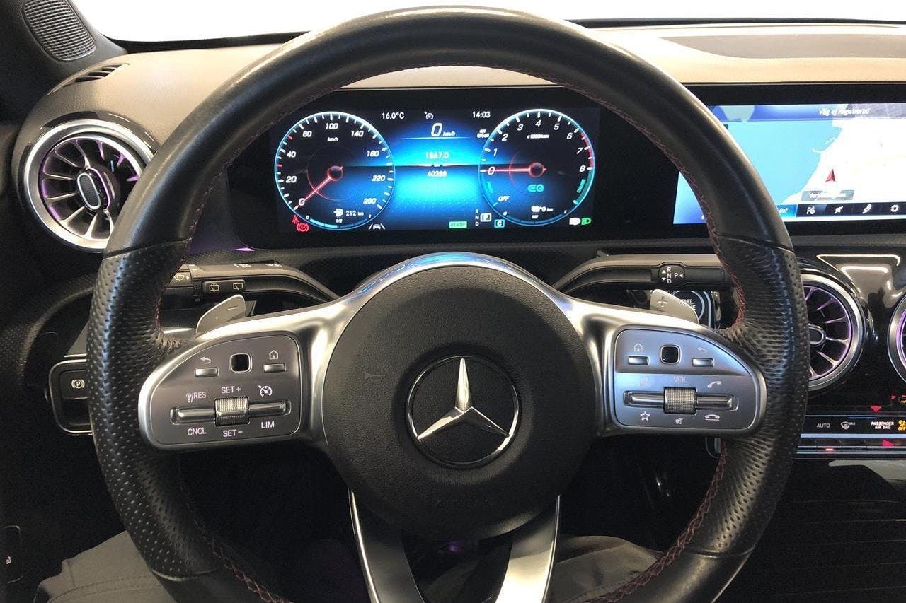 Mercedes A 250 e 5dr W177 (218hk) - 40 380 km - Automatic - Dark Grey - 2023