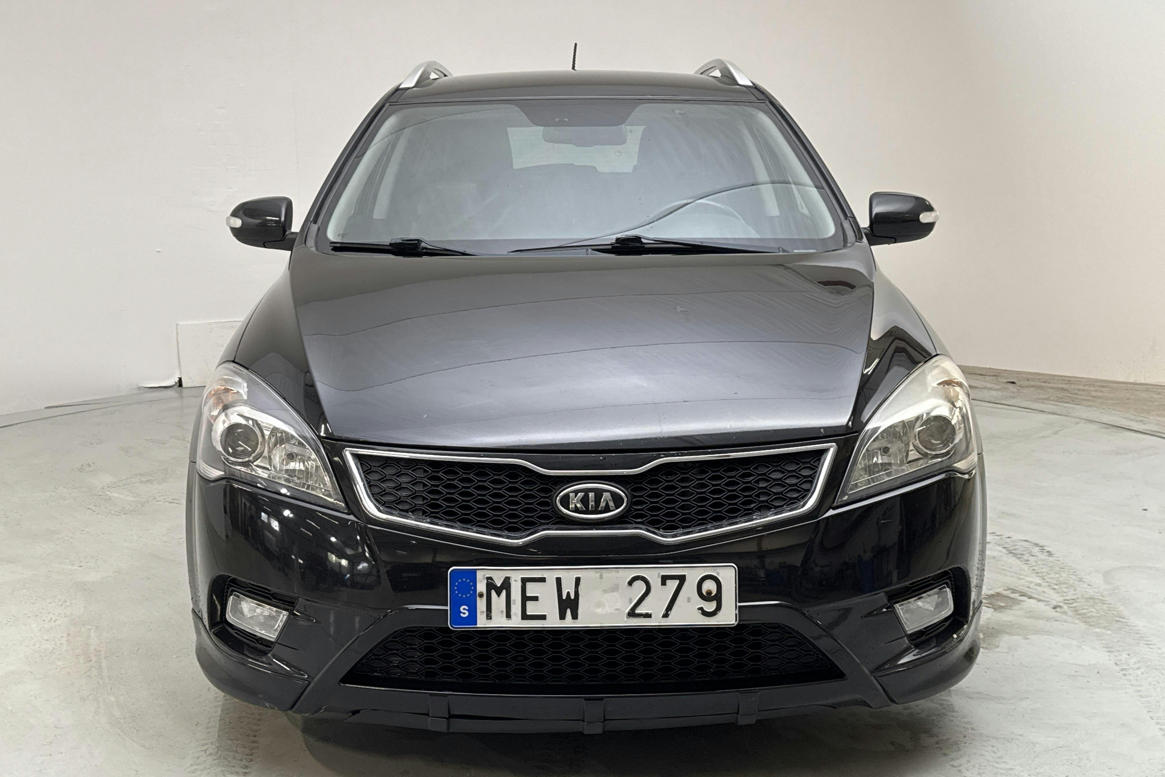 KIA Cee'd 1.6 CRDi SW (128hk) - 179 080 km - Manualna - czarny - 2012