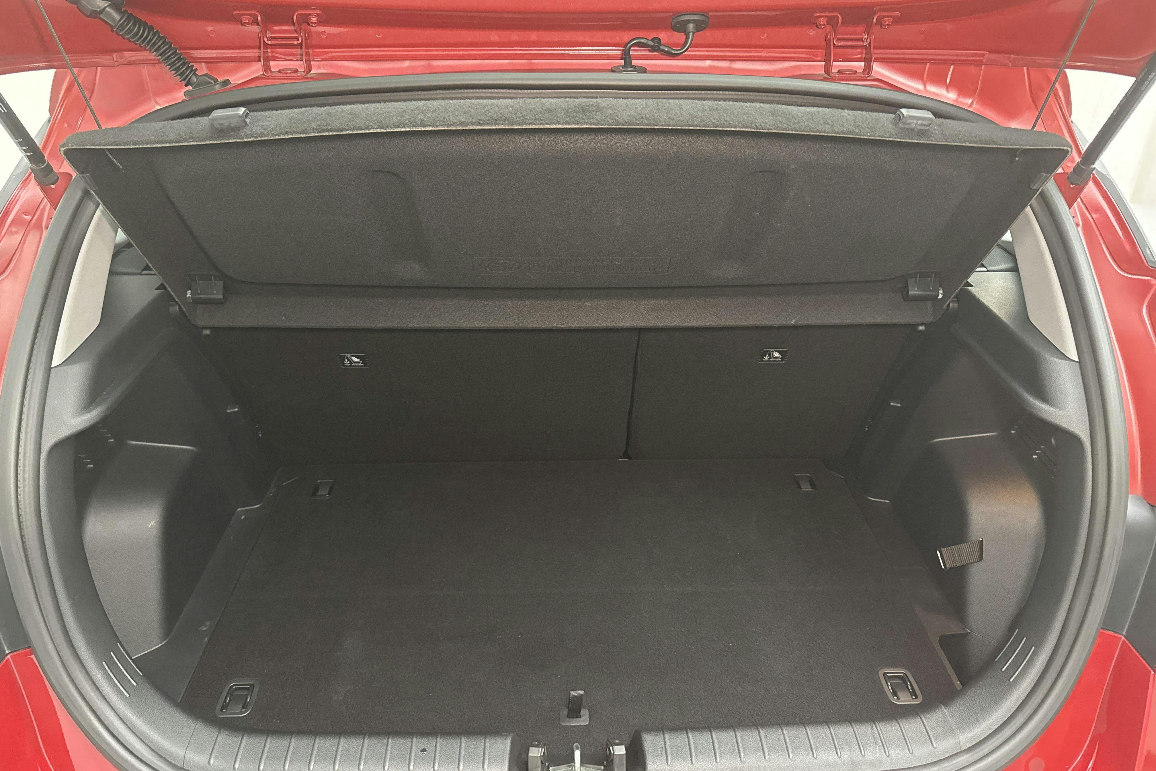 Hyundai i20 1.25 MPi (84hk) - 32 560 km - Manual - red - 2021