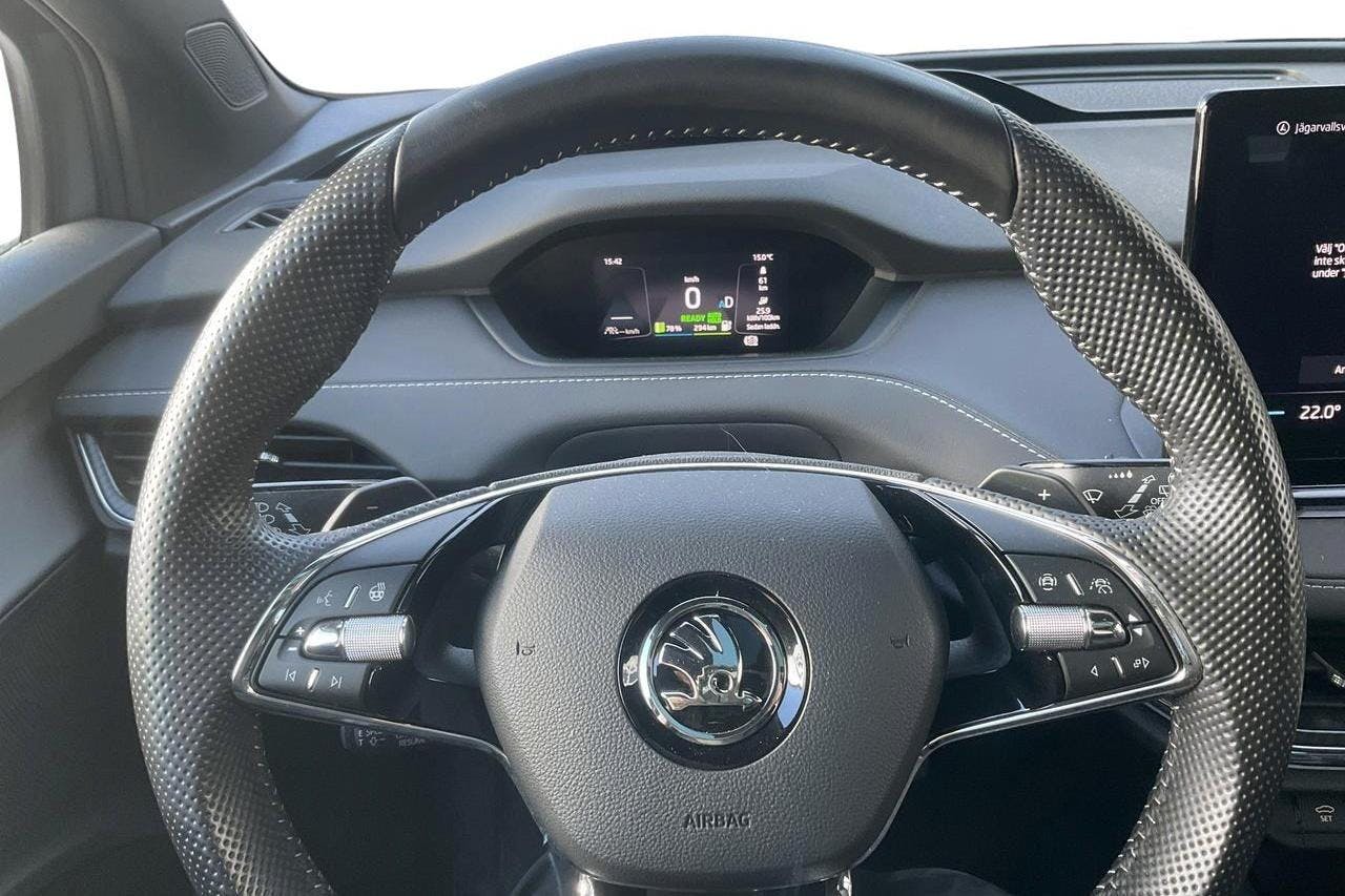 Skoda Enyaq 80x iV (265hk) - 7 423 mil - Automat - grå - 2022