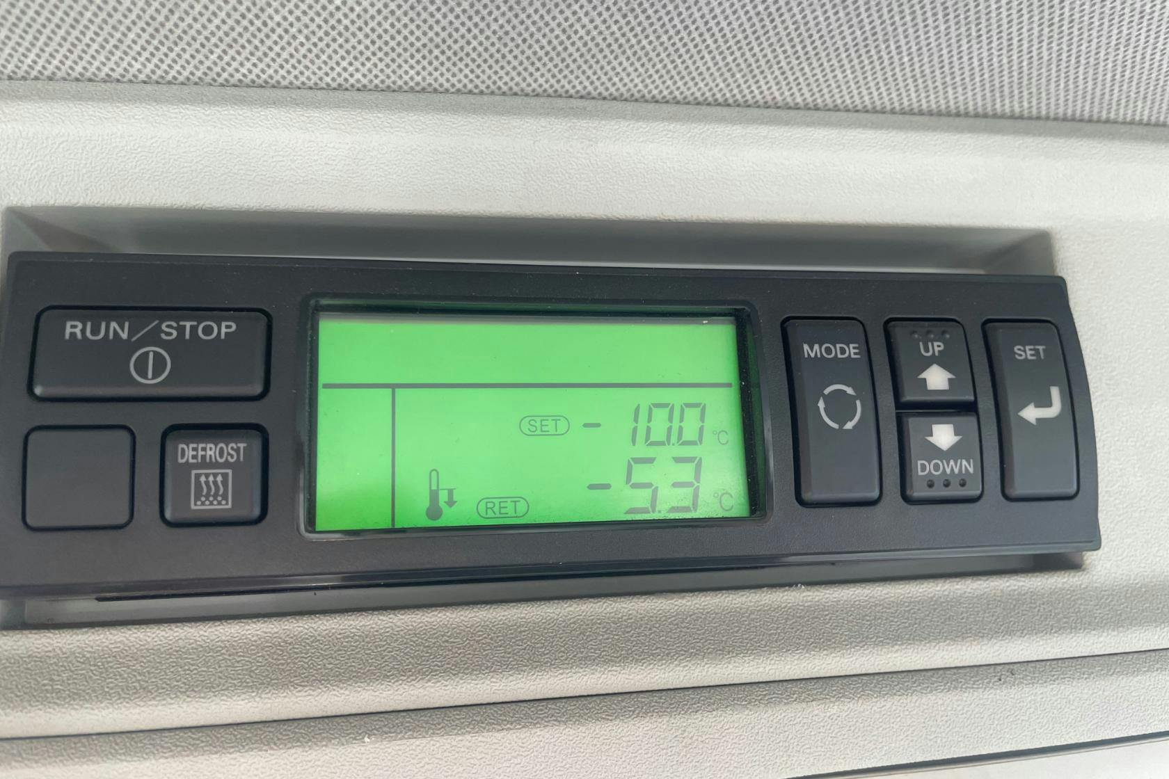 VW Crafter 35 2.0 TDI Volymskåp (177hk) - 346 770 km - Automatic - white - 2018
