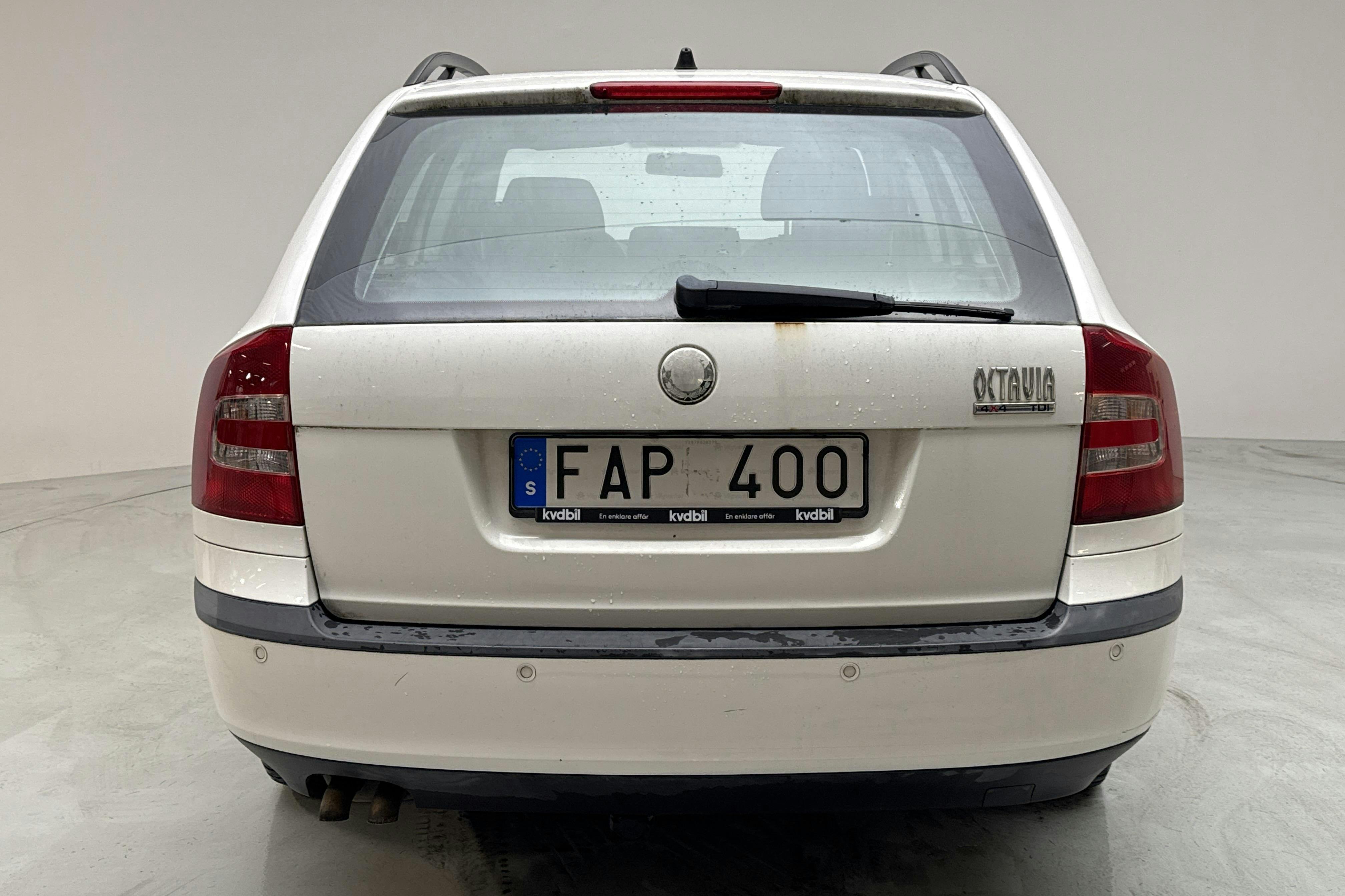 Skoda Octavia II 1.9 TDI Kombi 4X4 (105hk) - 242 580 km - Manual - white - 2007