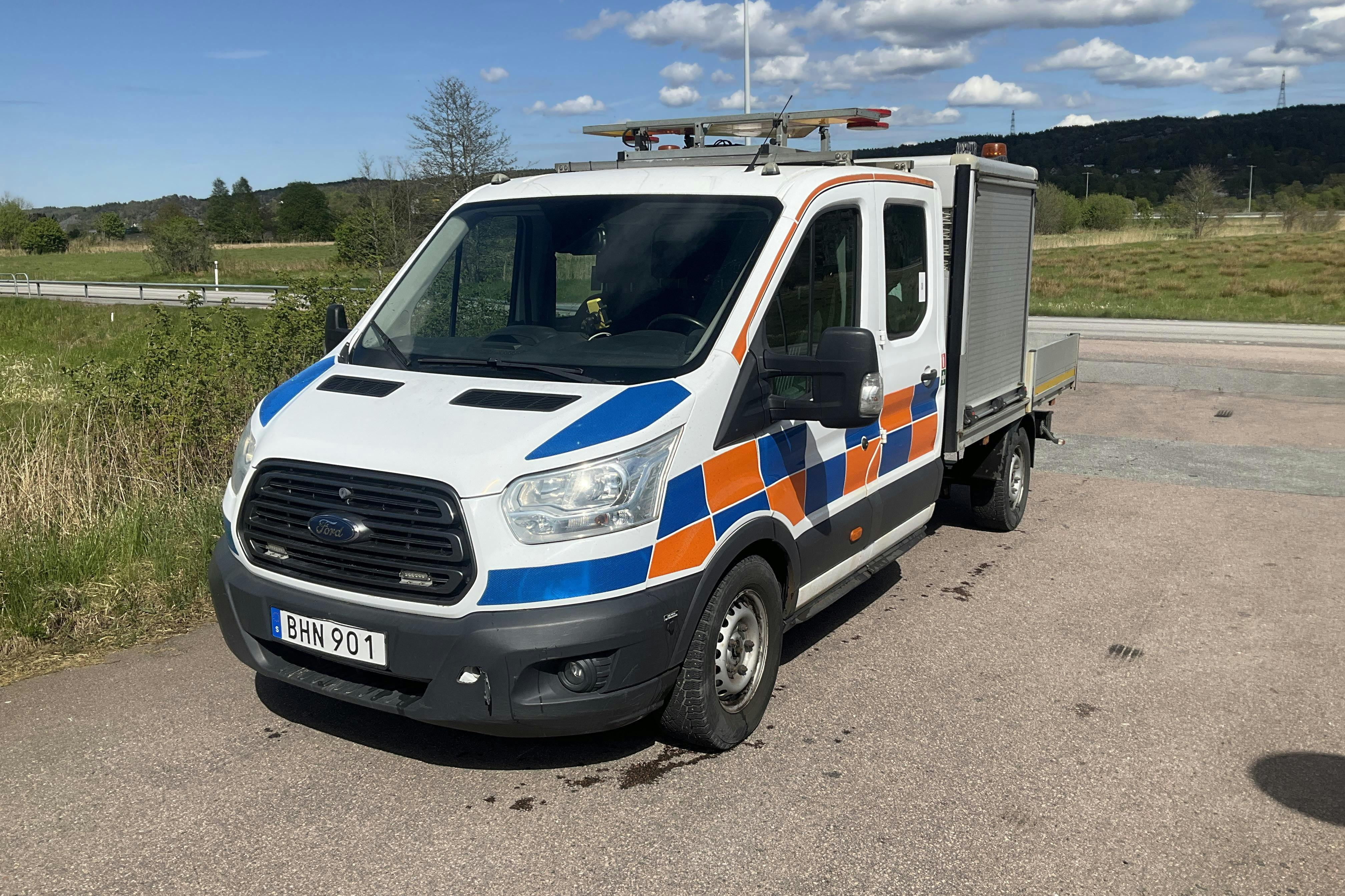 Ford Transit Chassi 350 2.0 TDCi 2WD (170hk) - 86 400 km - Käsitsi - 2017