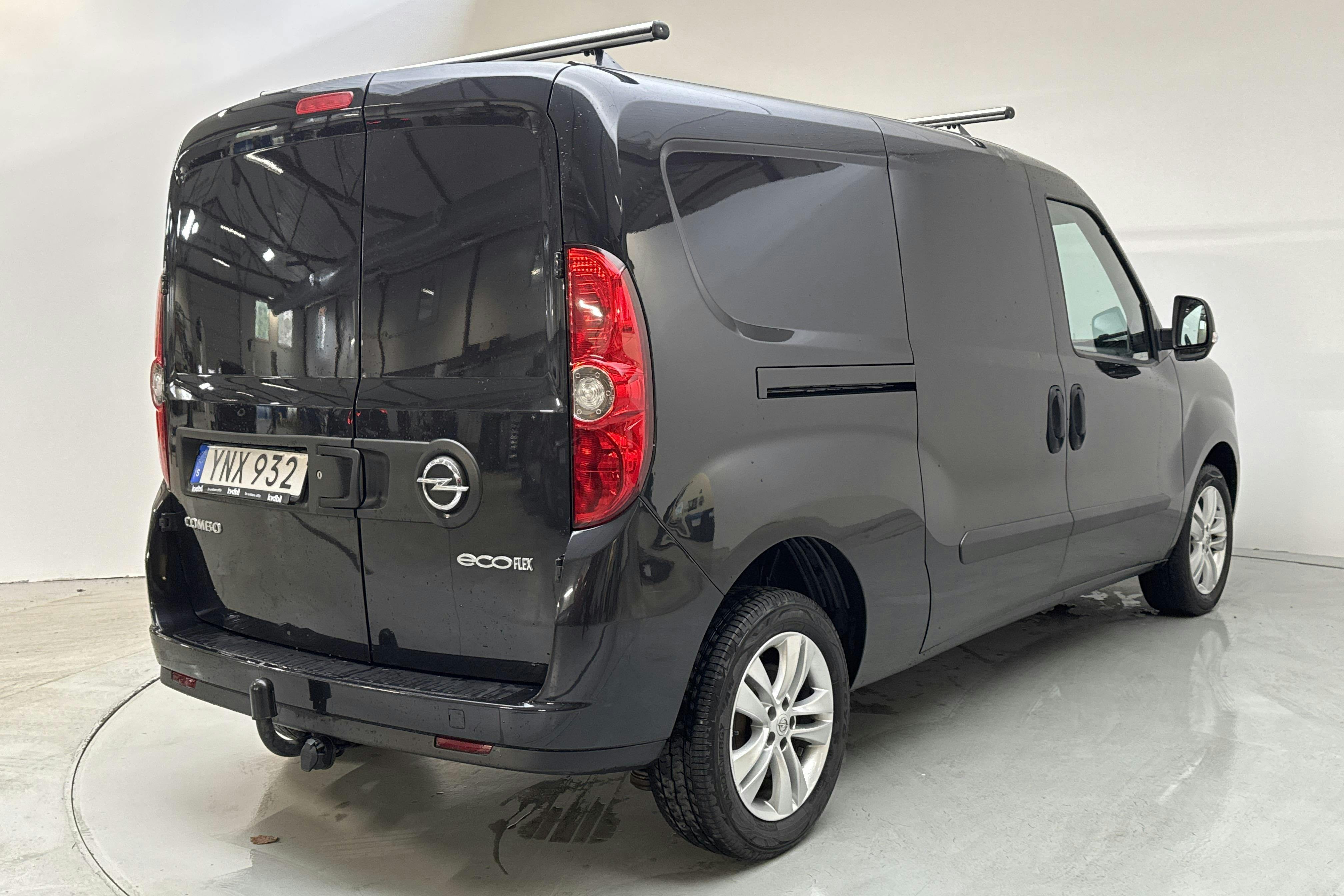 Opel Combo 1.3 CDTI Skåp (95hk) - 8 325 mil - Manuell - svart - 2018