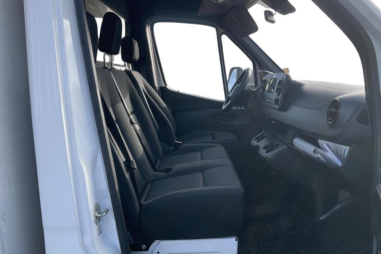 Mercedes Sprinter 315 CDI Volymskåp RWD (150hk) - 67 880 km - Automaatne - valge - 2023