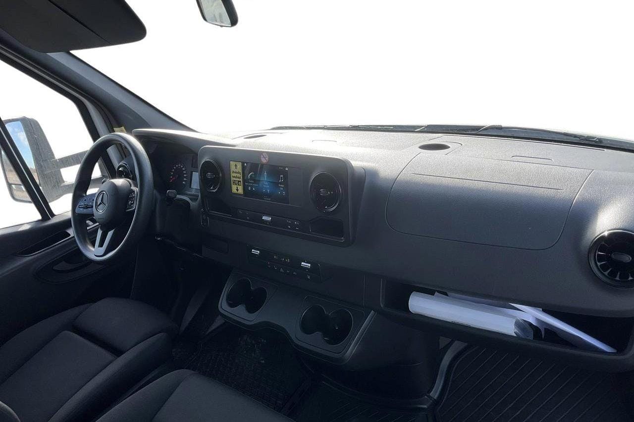 Mercedes Sprinter 315 CDI Volymskåp RWD (150hk) - 67 880 km - Automaatne - valge - 2023