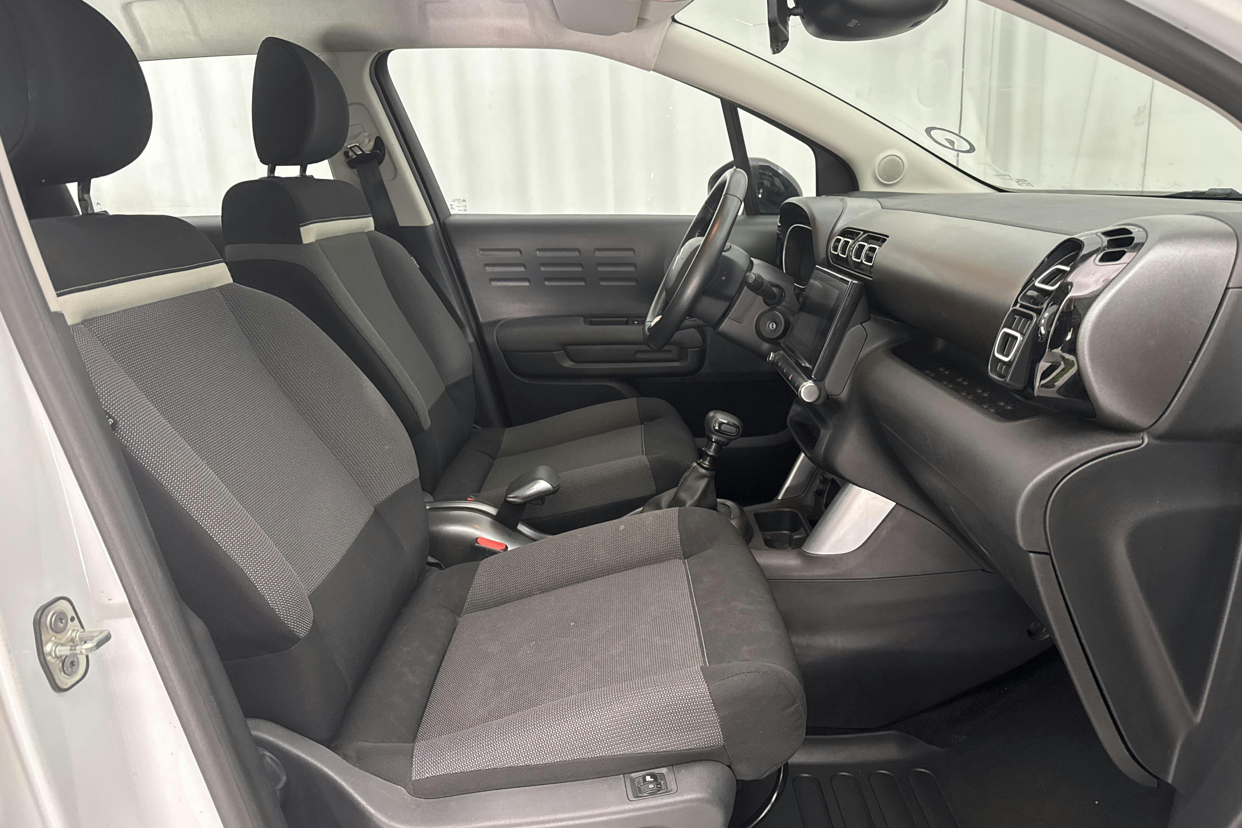 Citroën C3 Aircross PureTech (110hk) - 9 372 mil - Manuell - vit - 2020