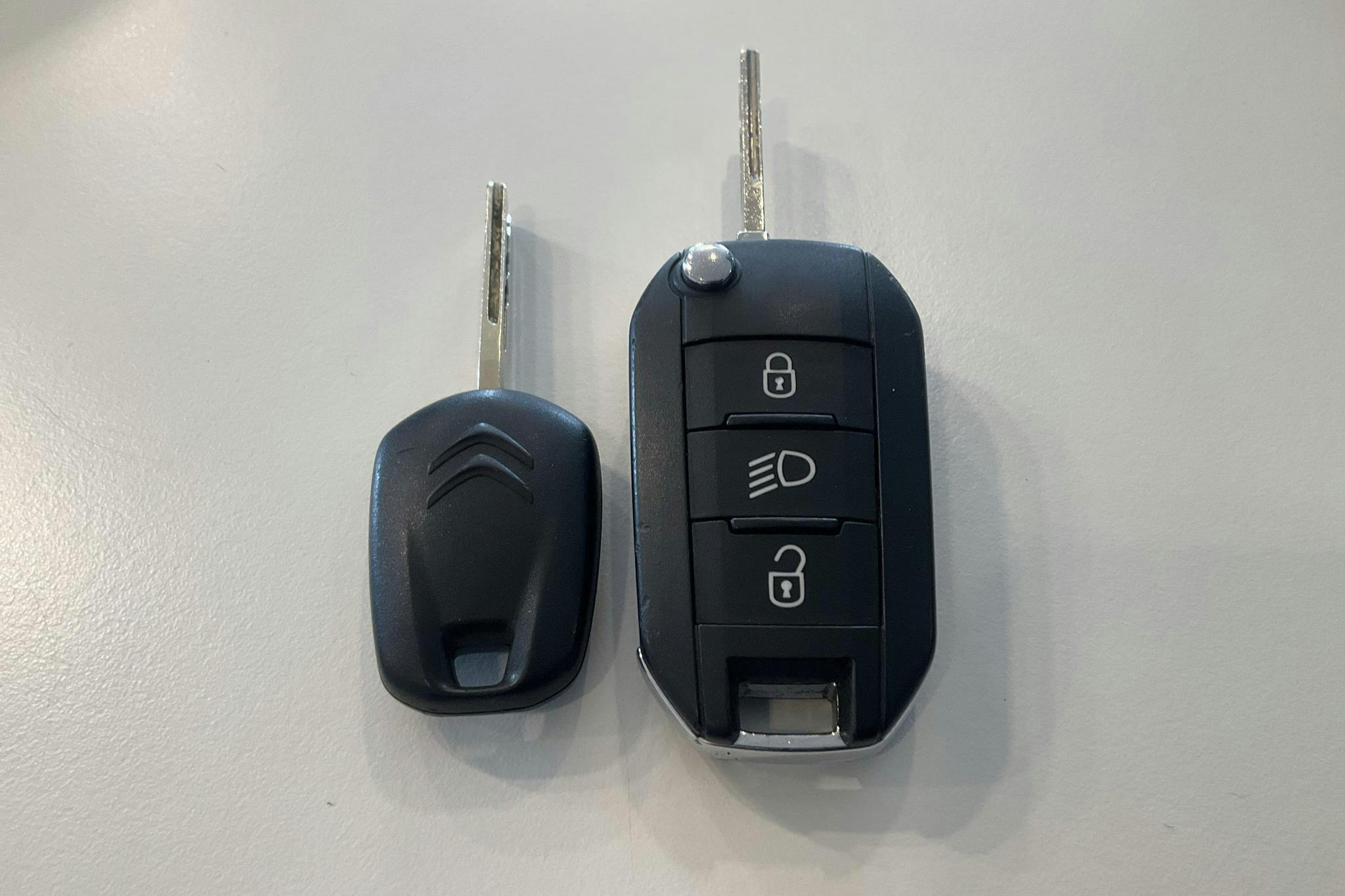 Citroën C3 Aircross PureTech (110hk) - 9 372 mil - Manuell - vit - 2020