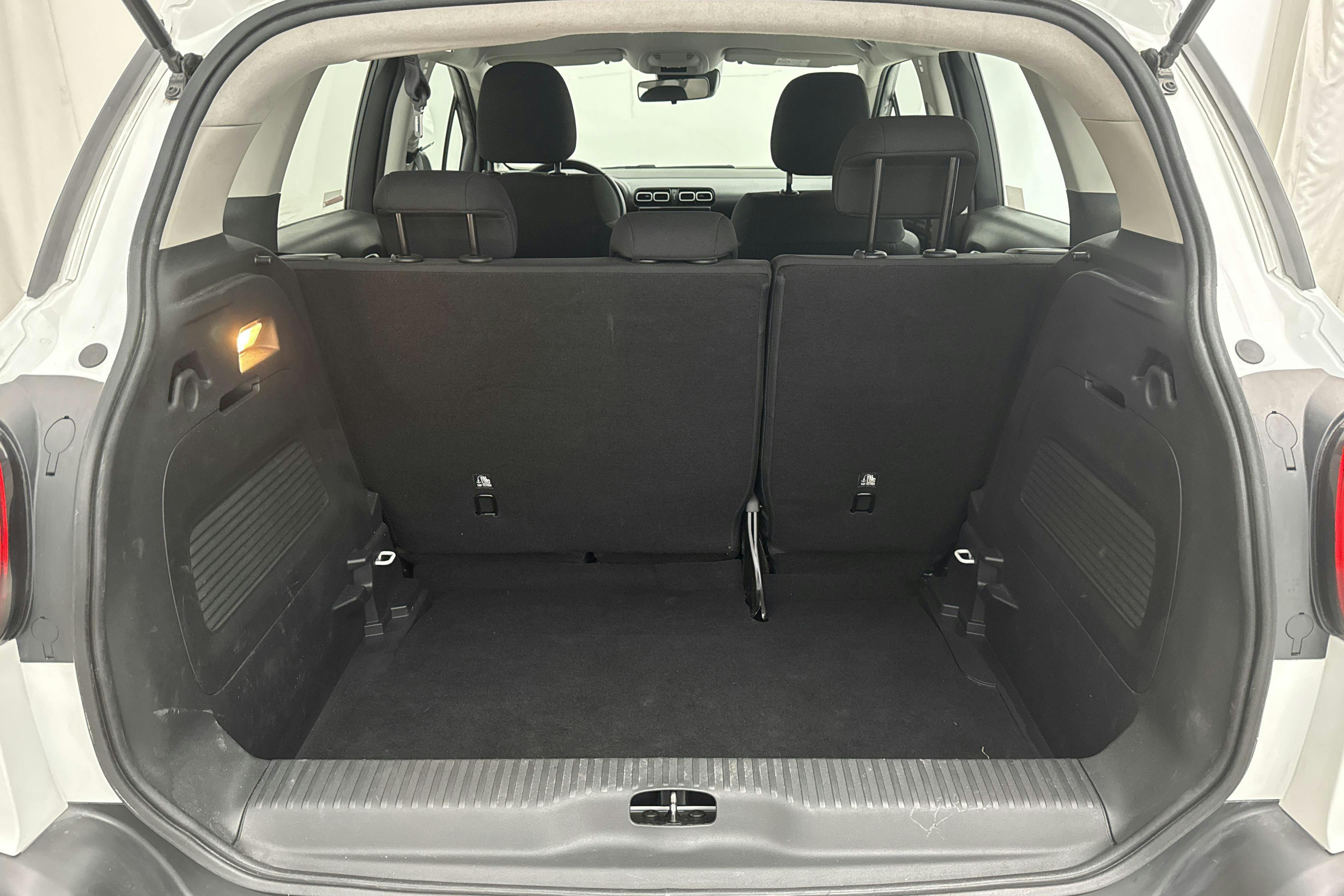 Citroën C3 Aircross PureTech (110hk) - 9 372 mil - Manuell - vit - 2020