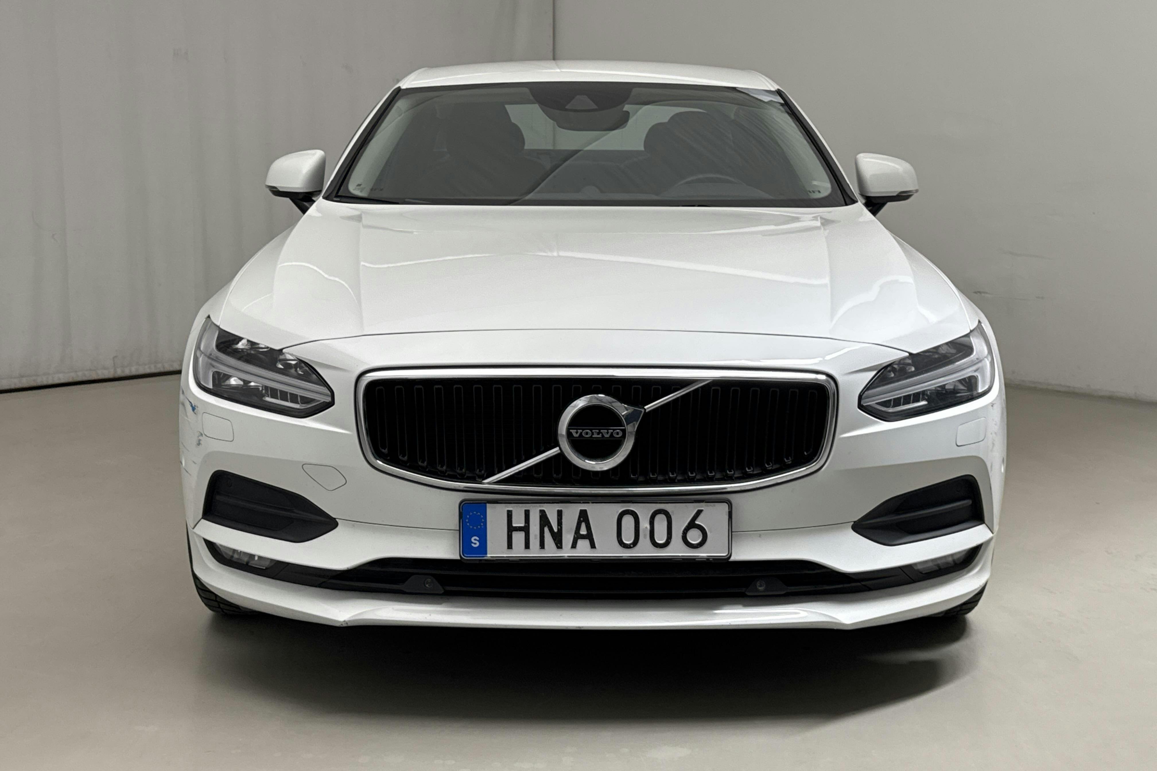 Volvo S90 T5 (250hk) - 18 026 mil - Automat - vit - 2018