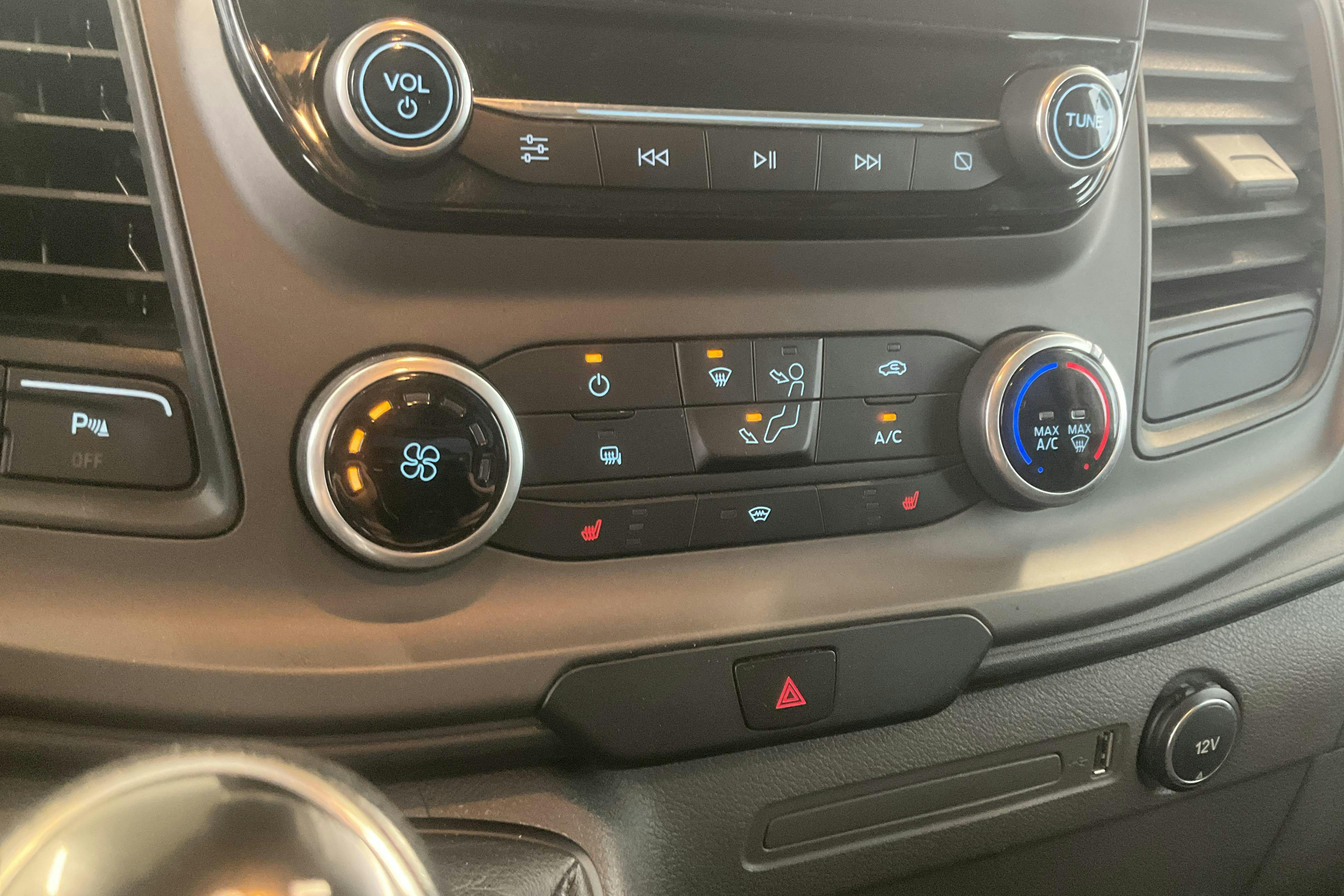 Ford Transit Custom 300 (130hk) - 11 118 mil - Manuell - vit - 2019