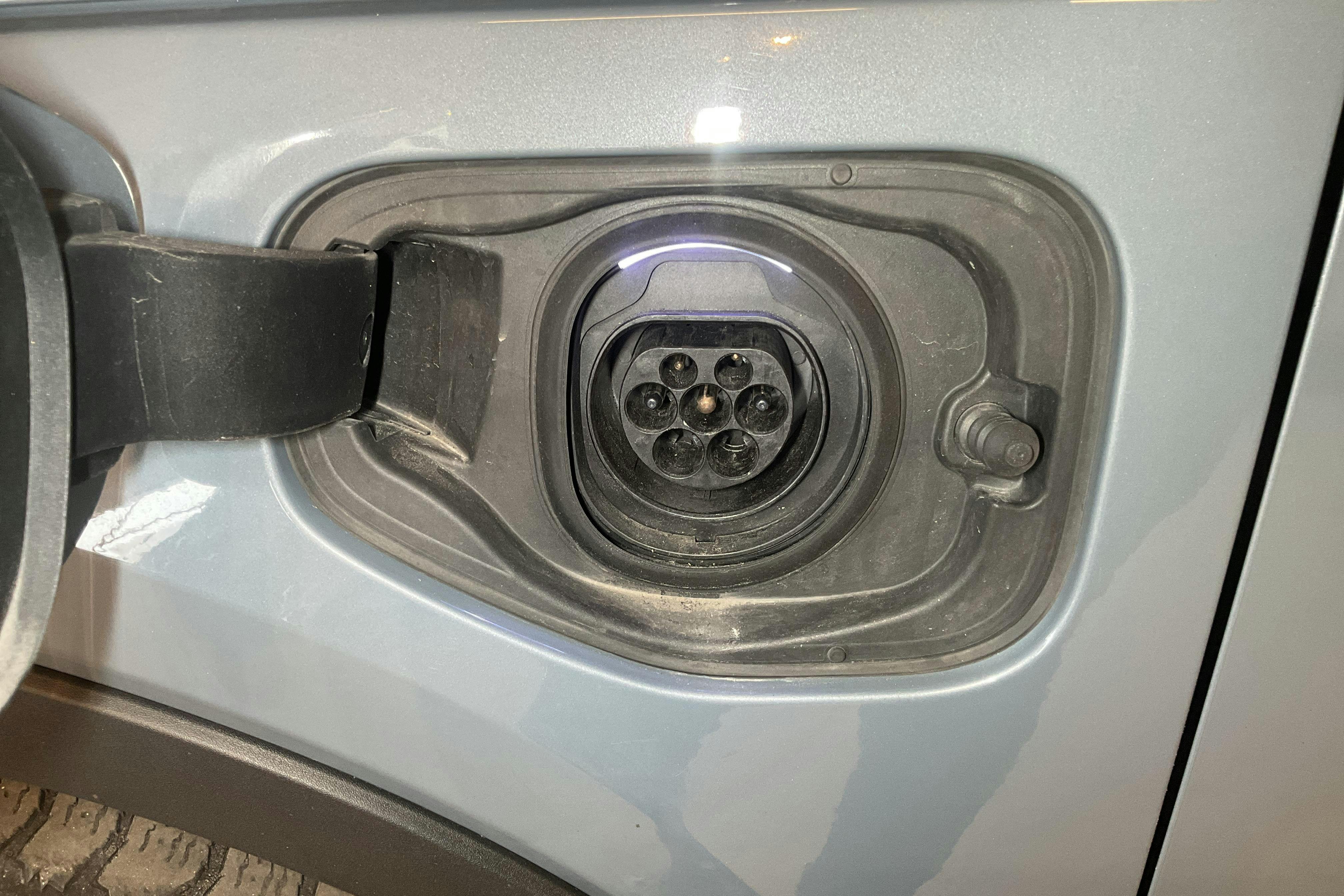 Volvo XC40 T4 2WD Recharge (211hk) - 62 460 km - Automaatne - hall - 2022